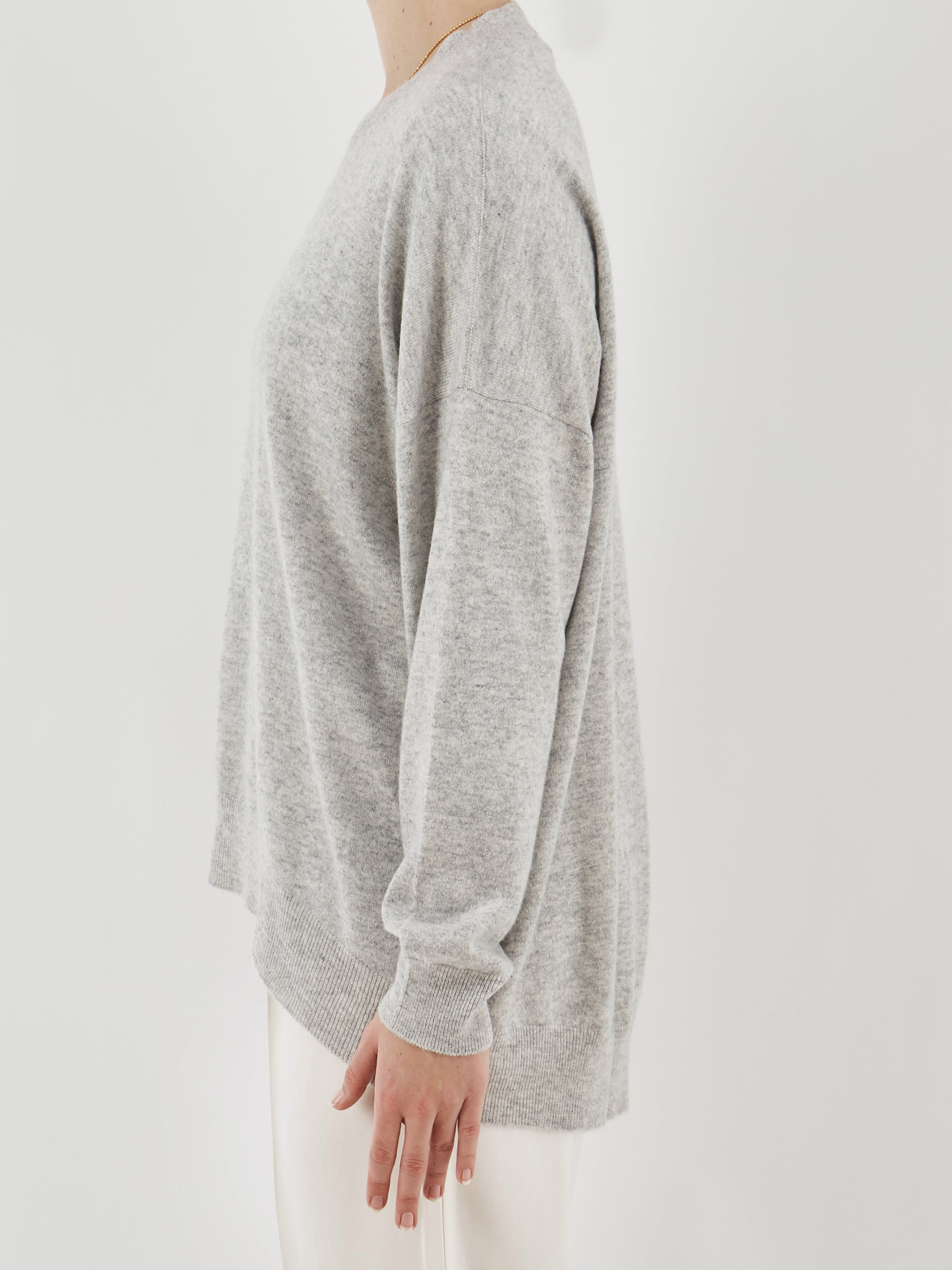 Pullover grau 9341459000401