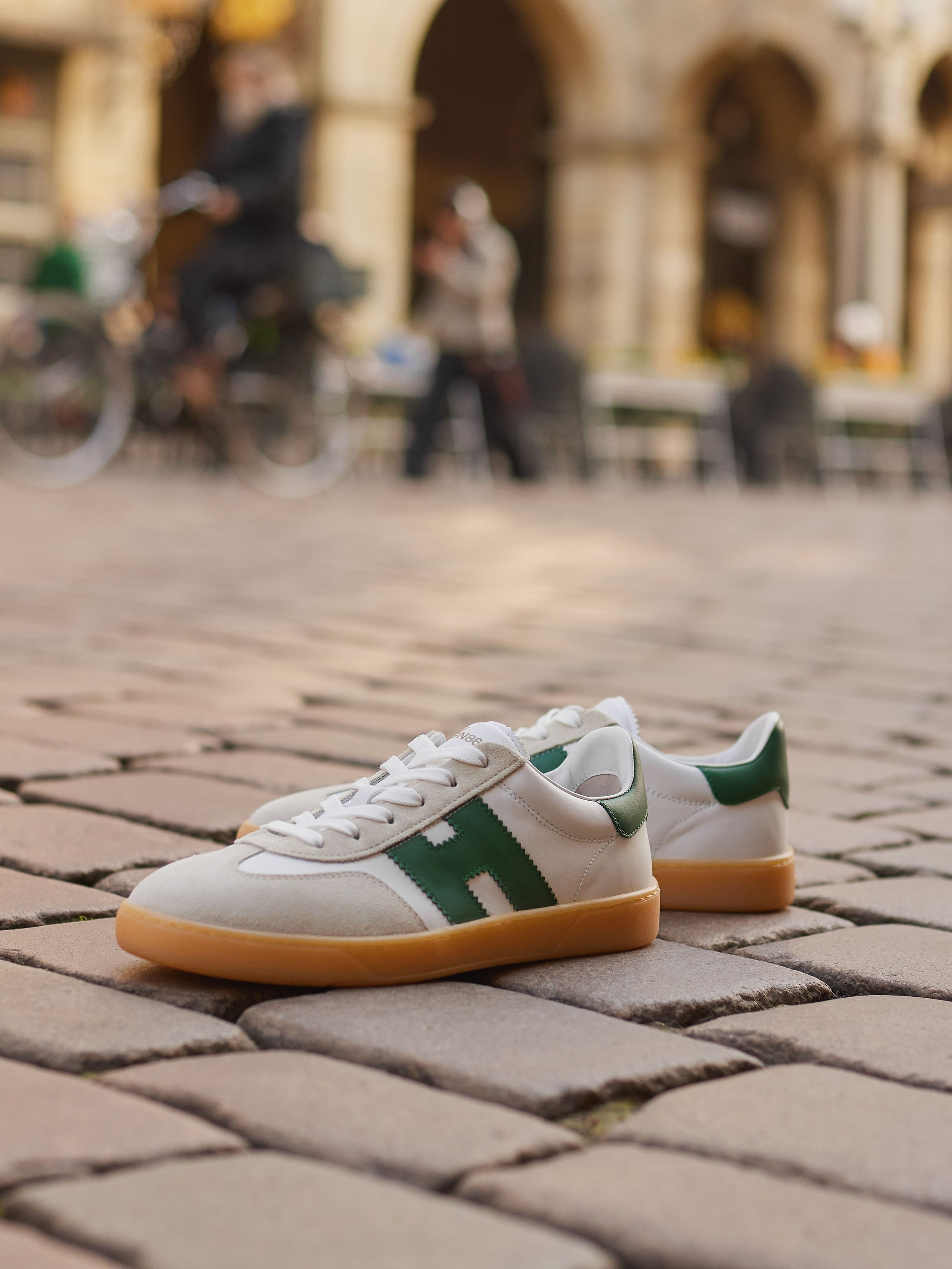 Sneaker weiß 4661793002102