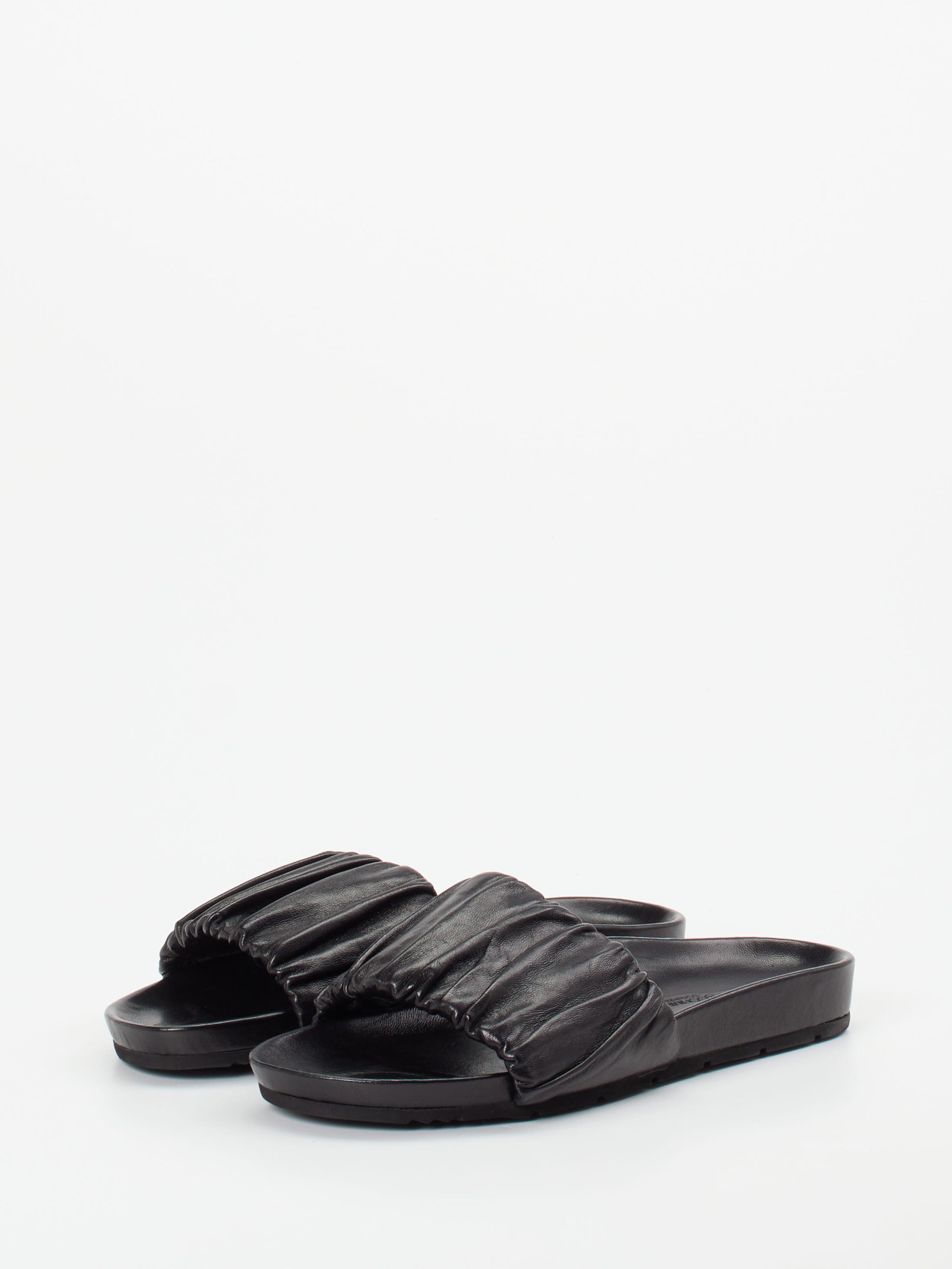 Pantolette schwarz 1101009005702
