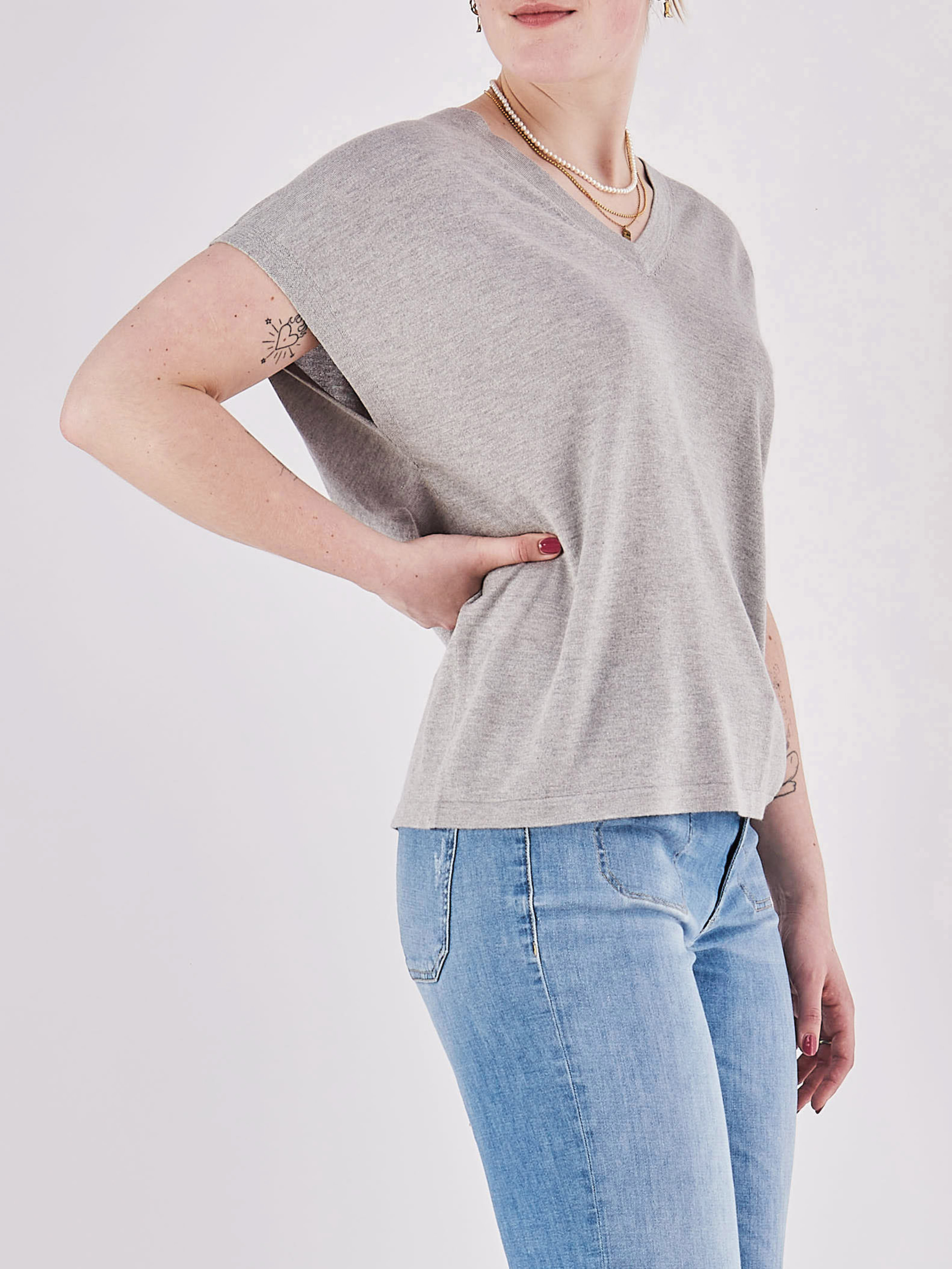 T-Shirt grau 9348459000106