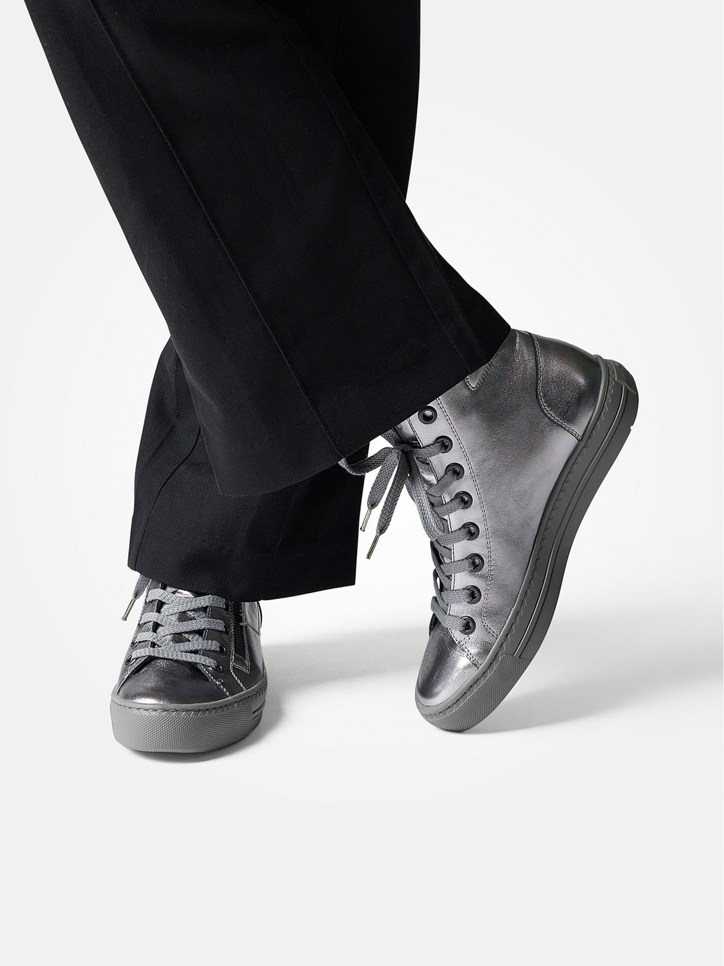 Sneaker High silber 1673449000802
