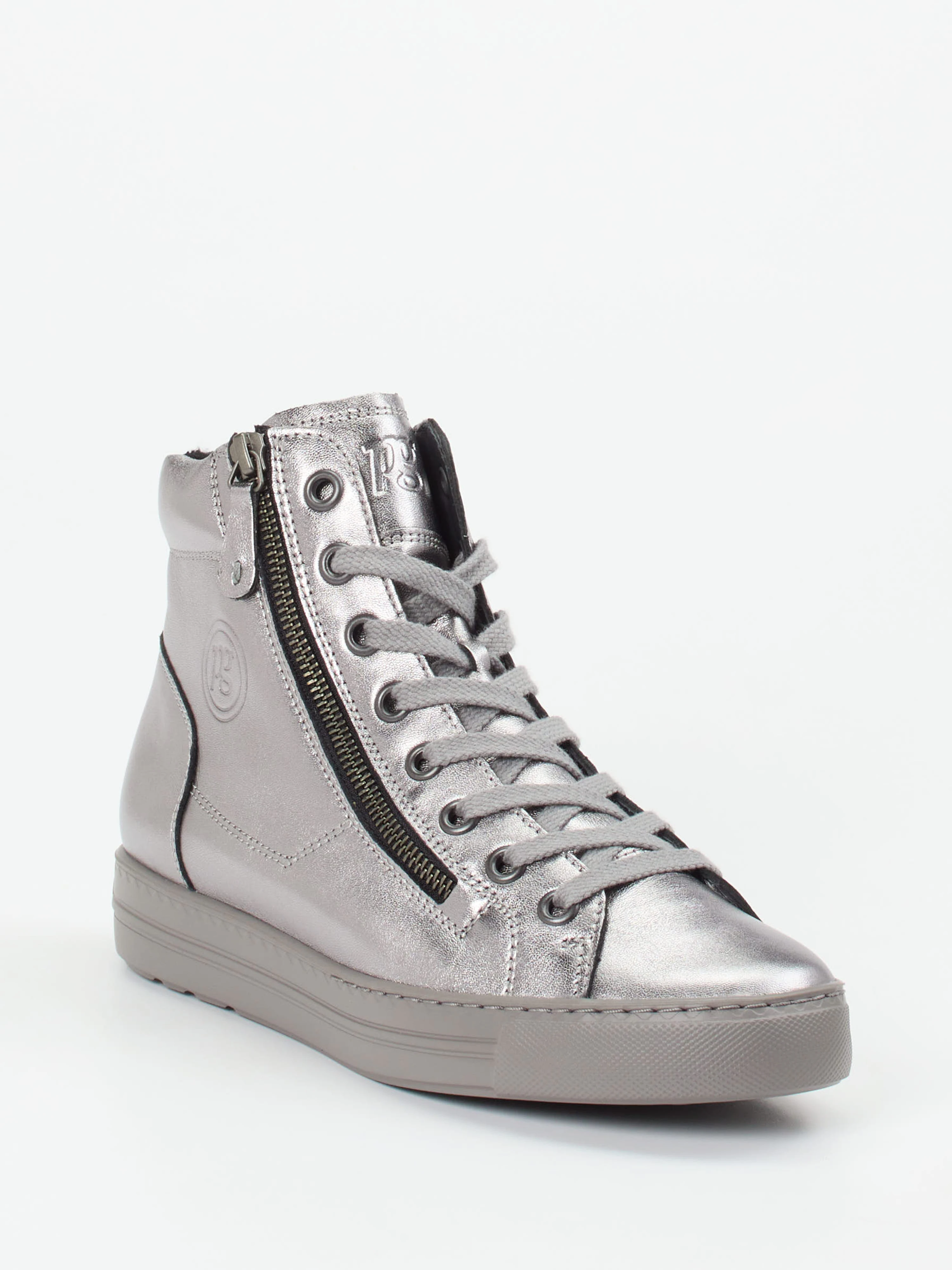 Sneaker High