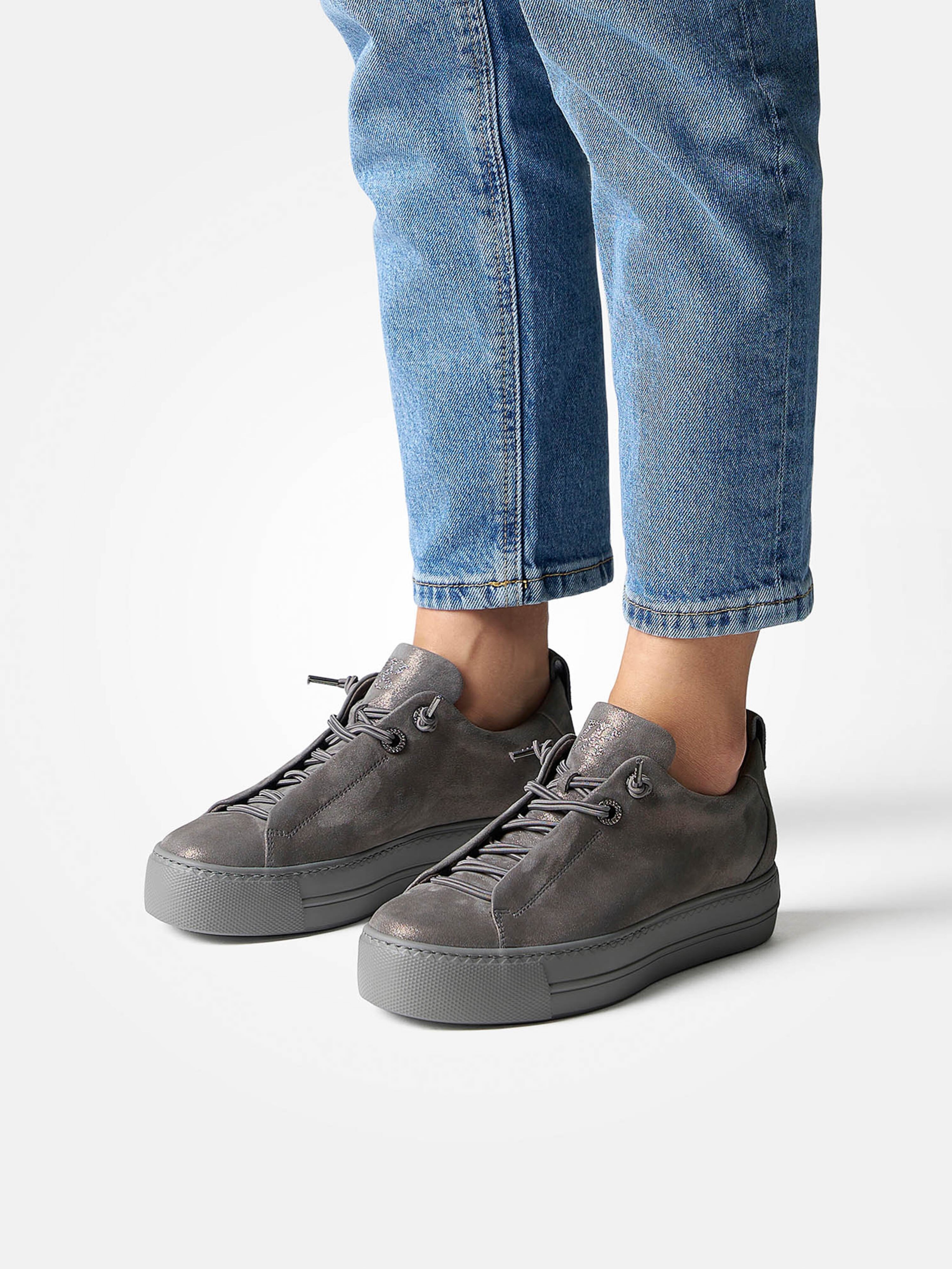 Sneaker grau 1663459005502