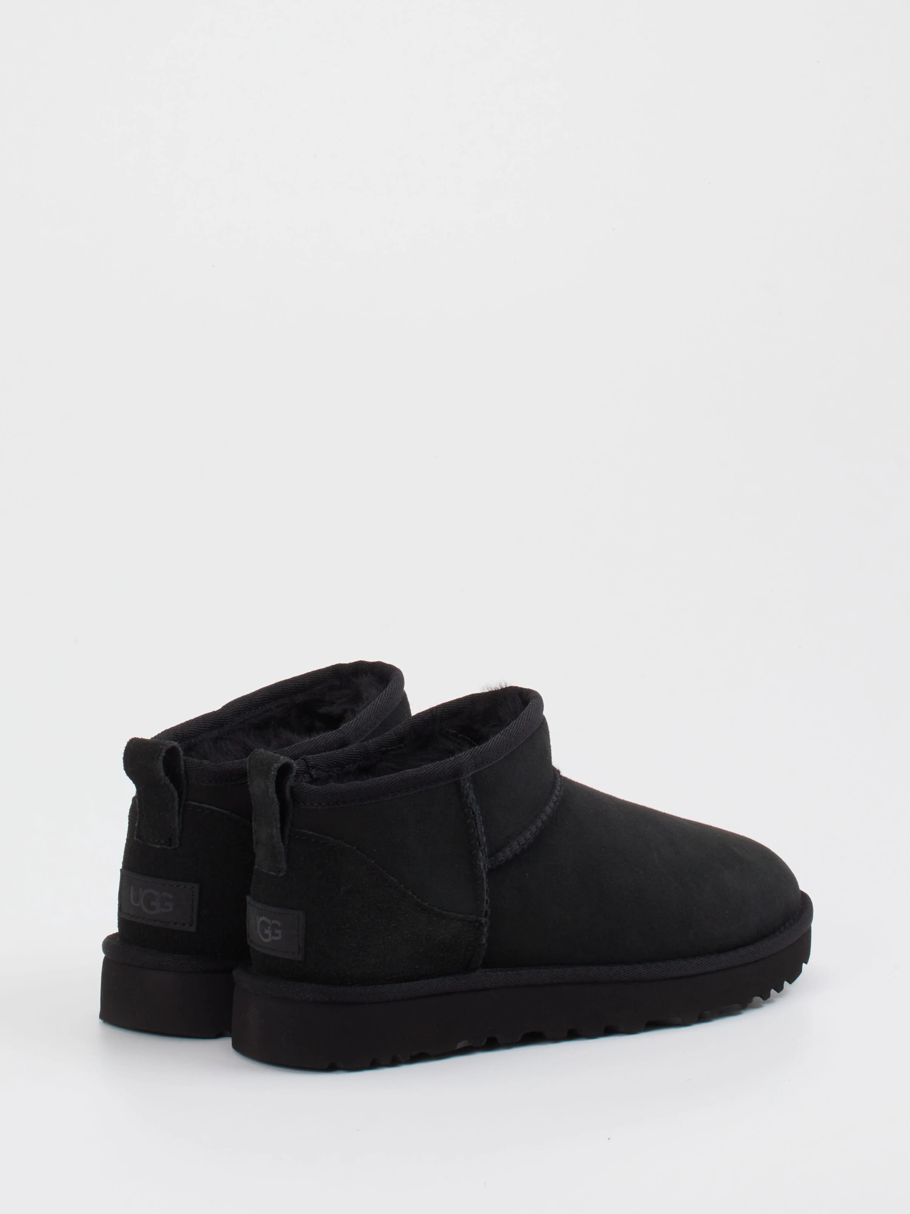 Stiefelette Classic Ultra Mini schwarz 1811009010903