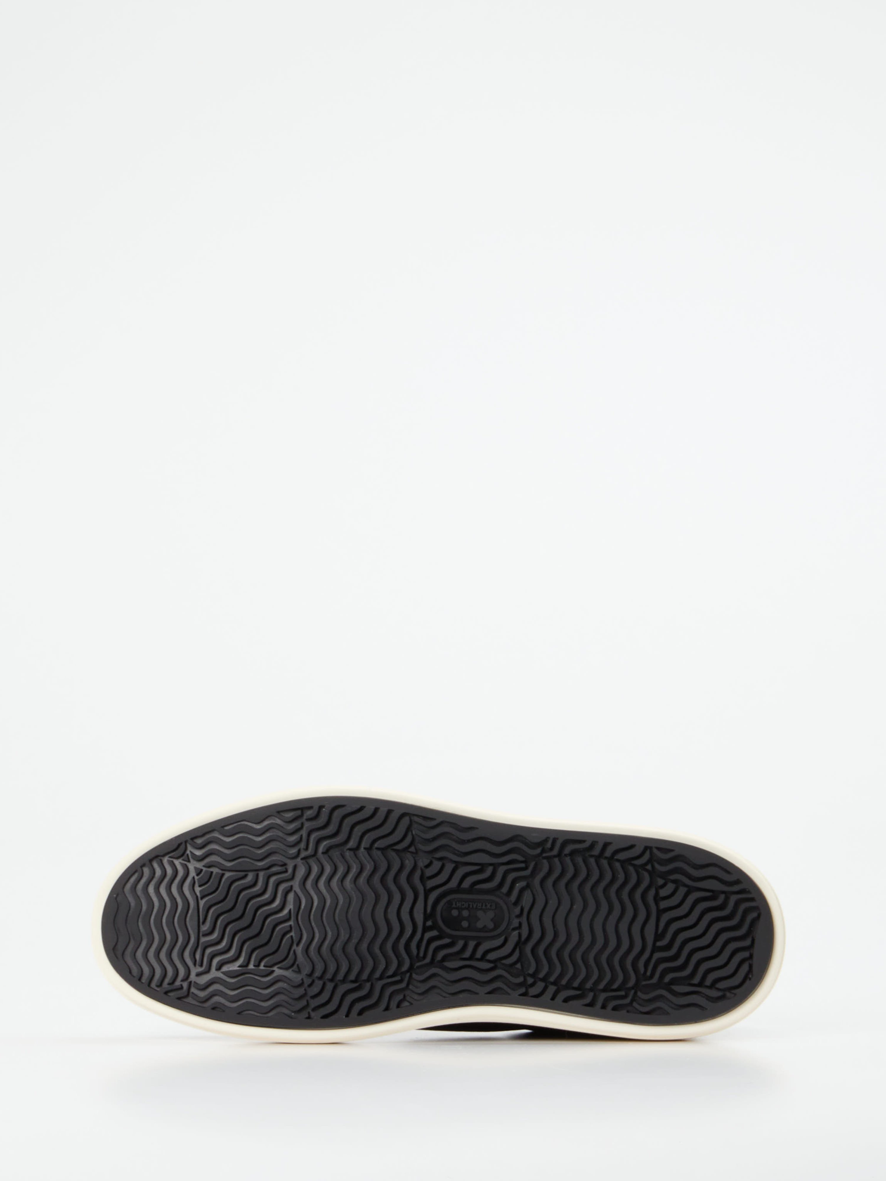 Sneaker schwarz 4661009064105