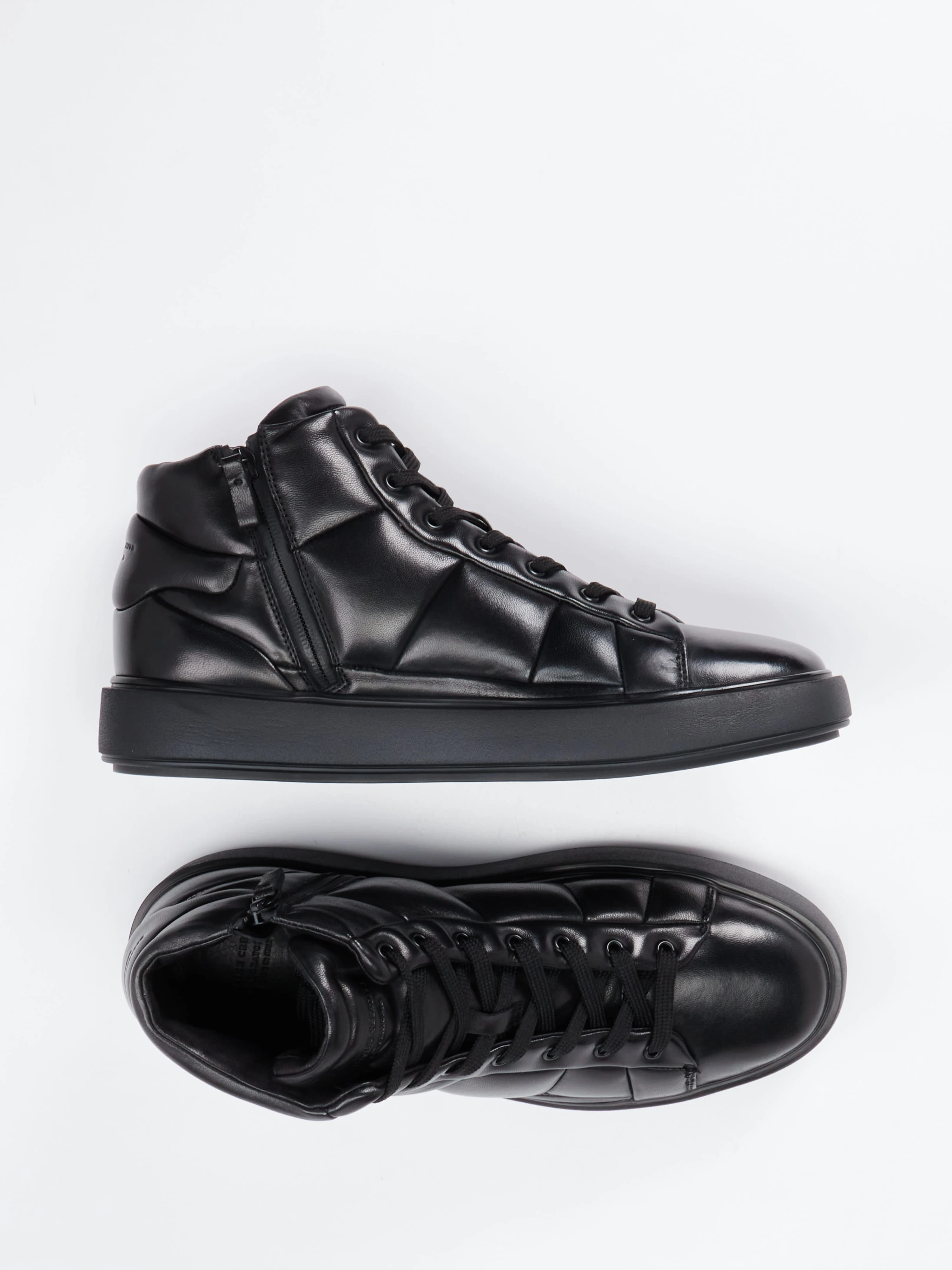 Sneaker schwarz 4761009055004