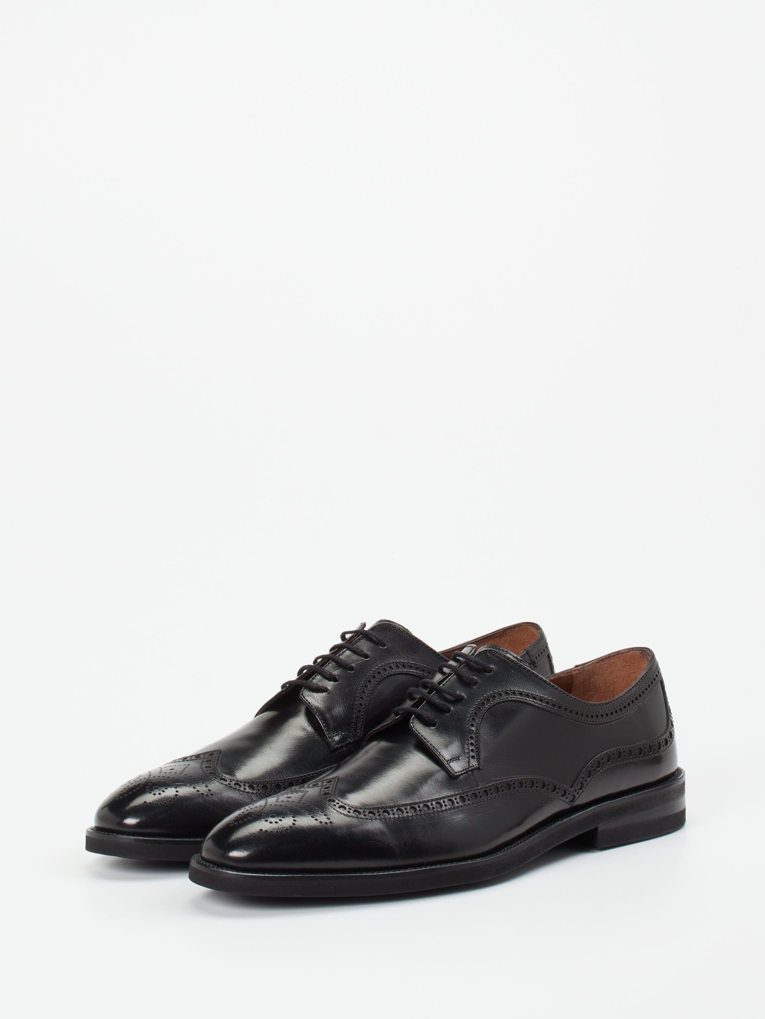 Schnürschuh schwarz 4610009125702