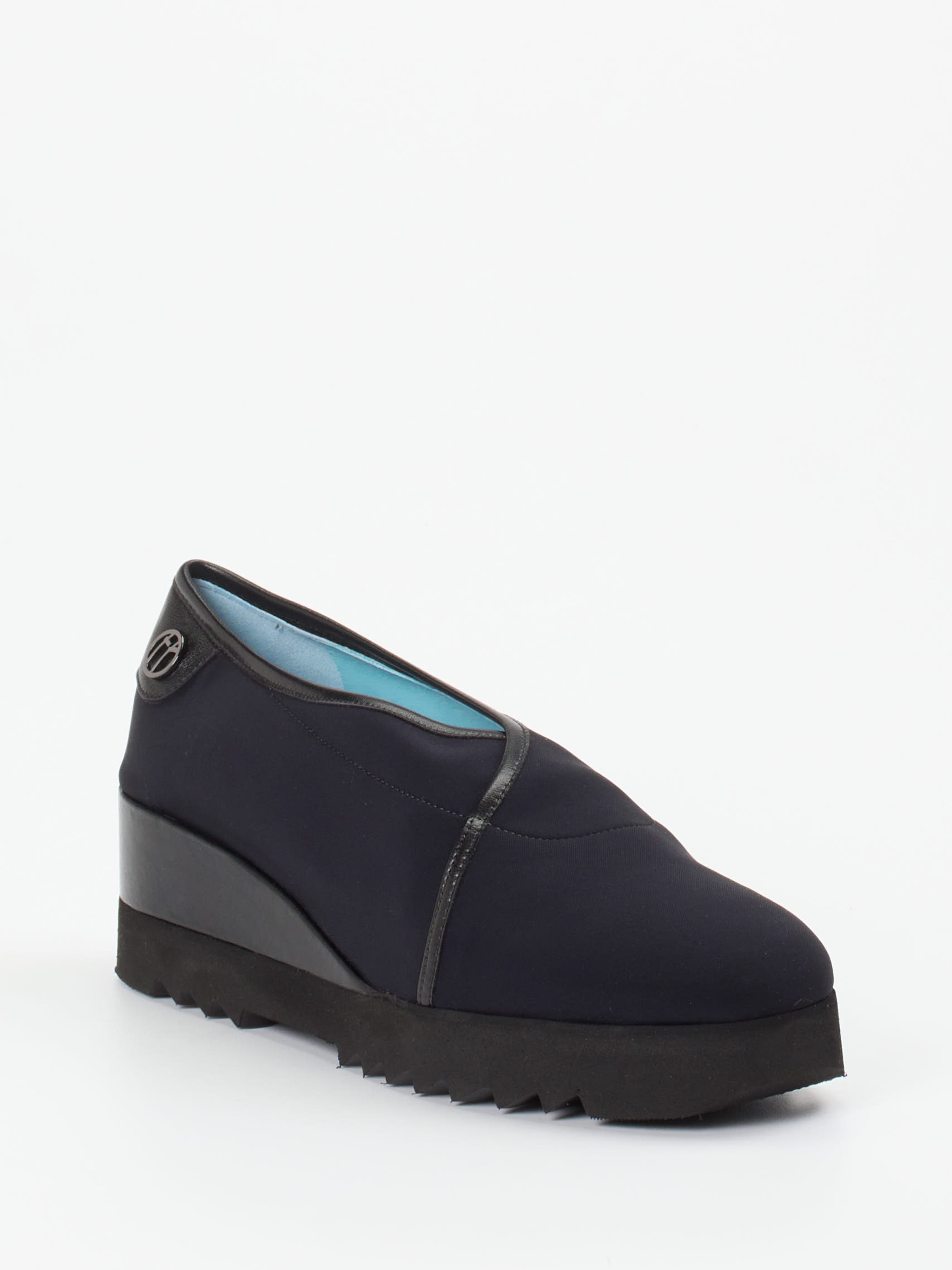 Slipper schwarz 1517009005906