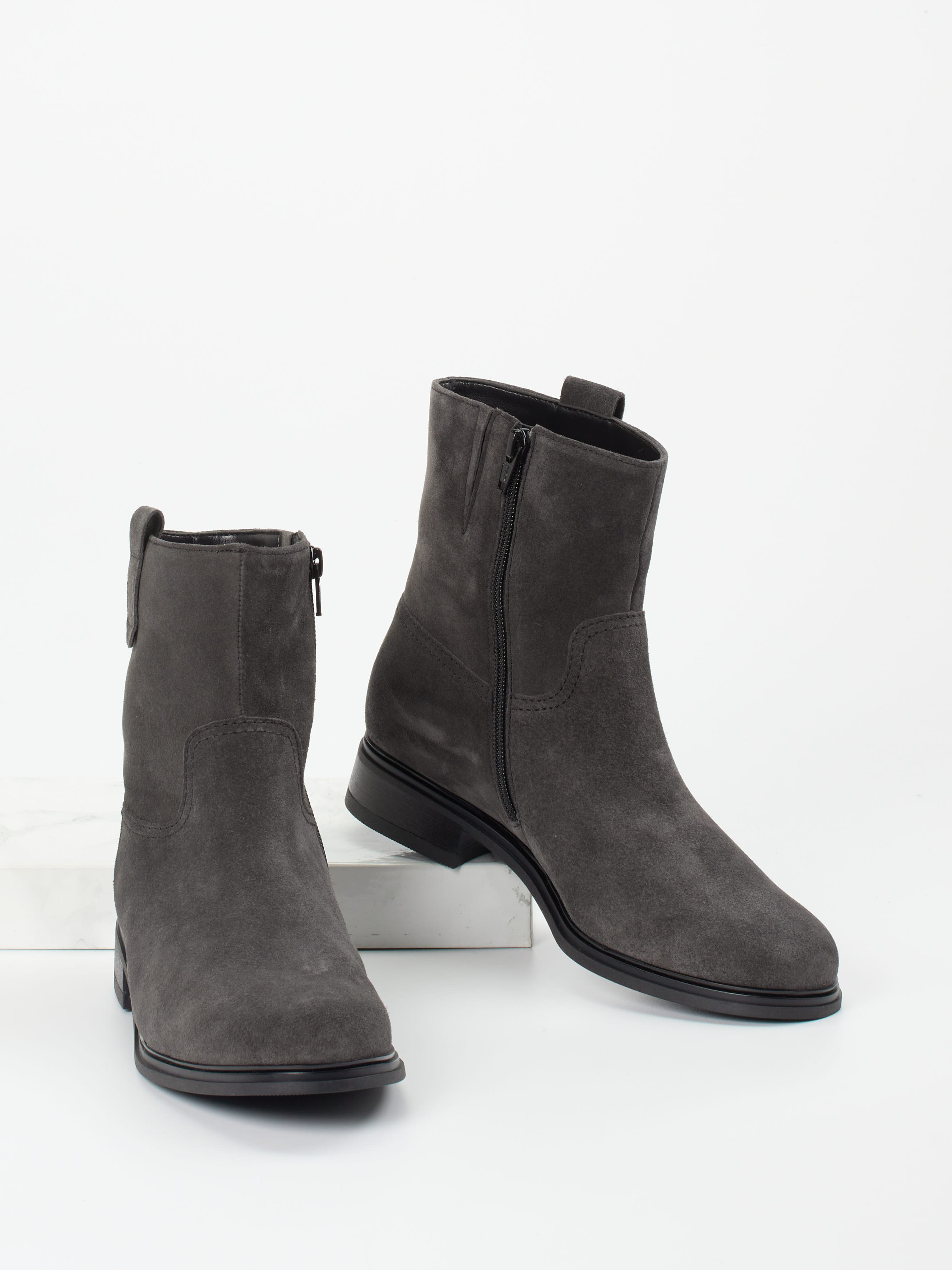 Stiefelette grau 2756409001804