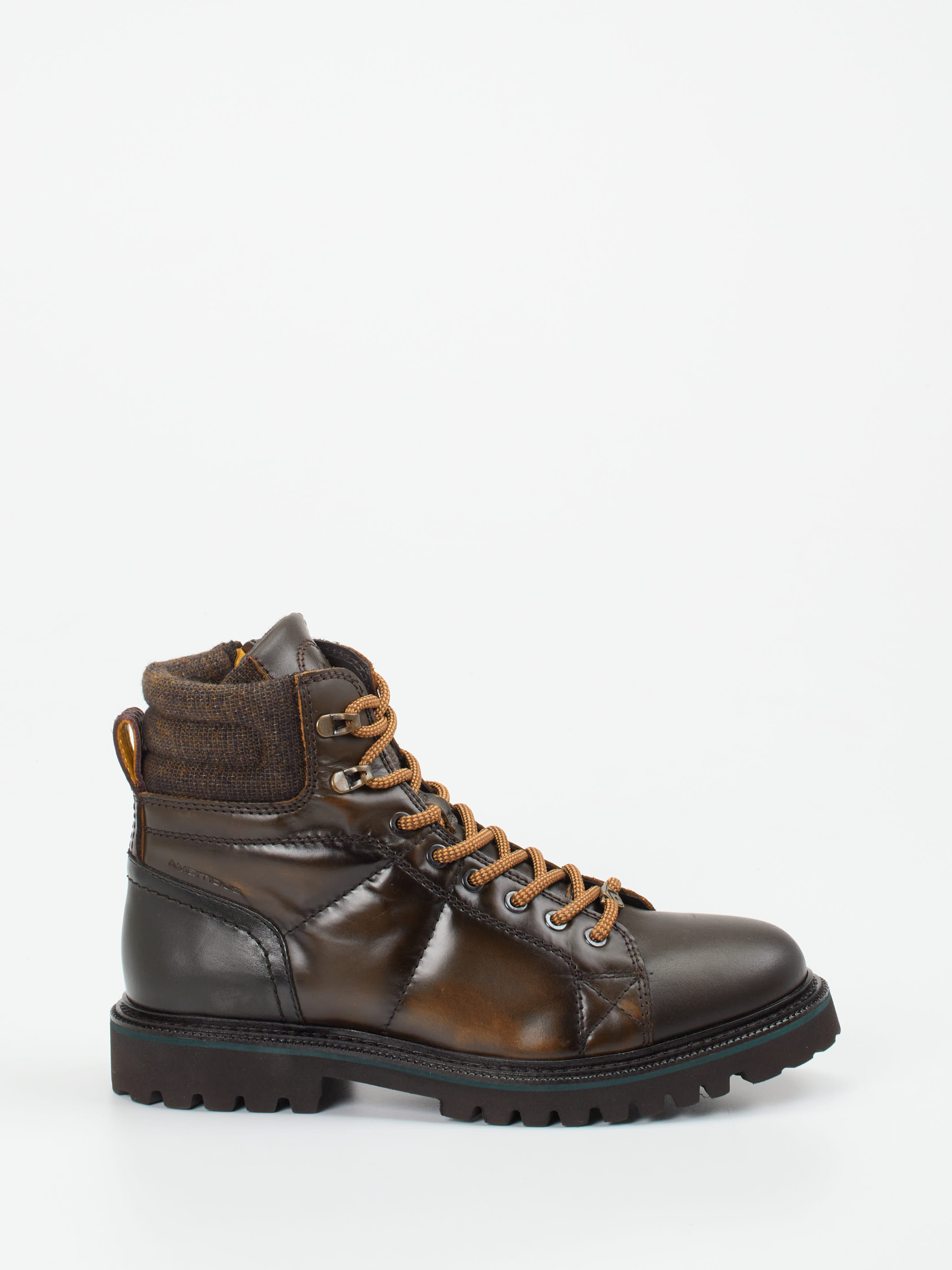 Boot braun 4801289007801