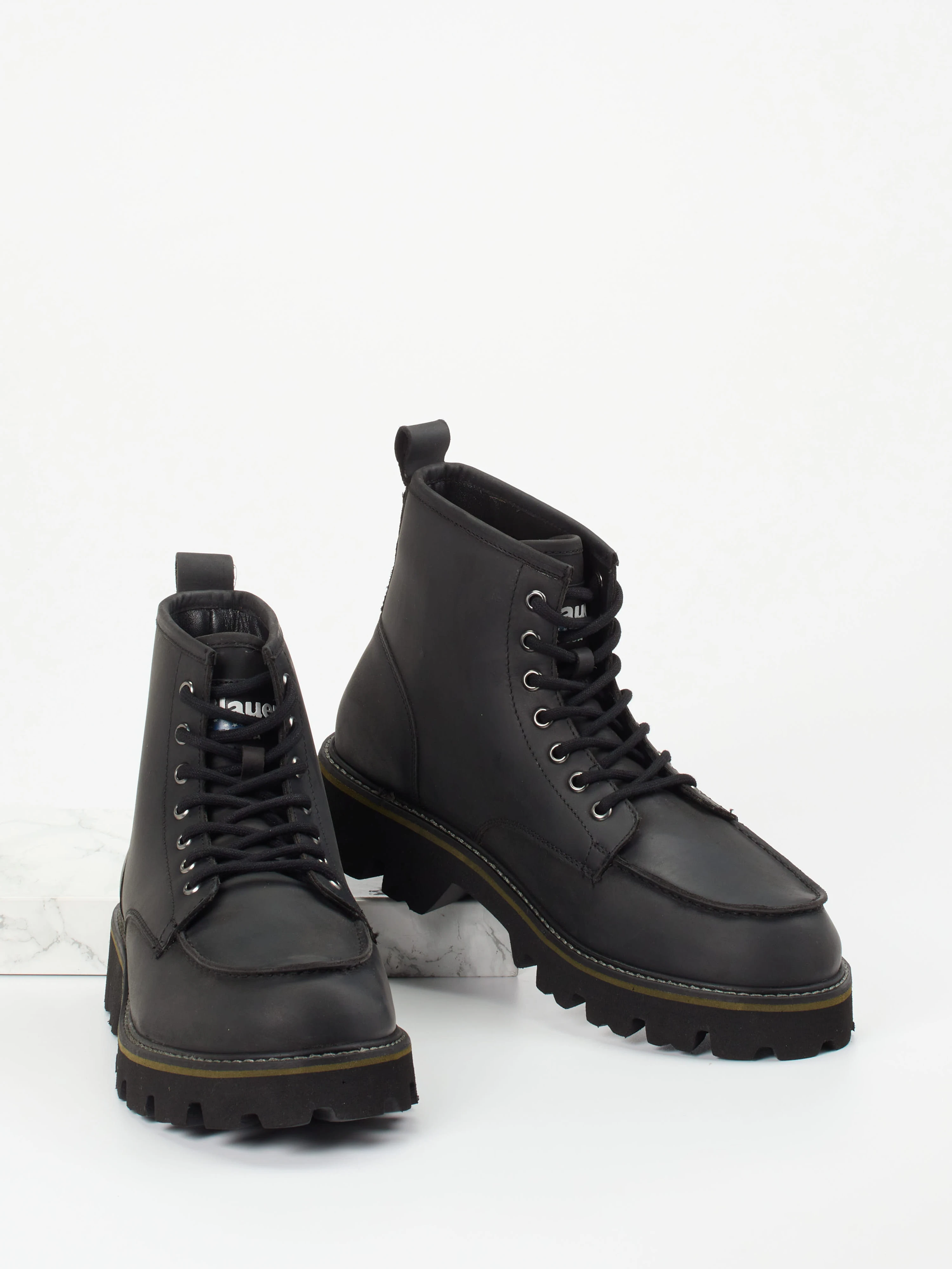 Boot schwarz 4701009078404