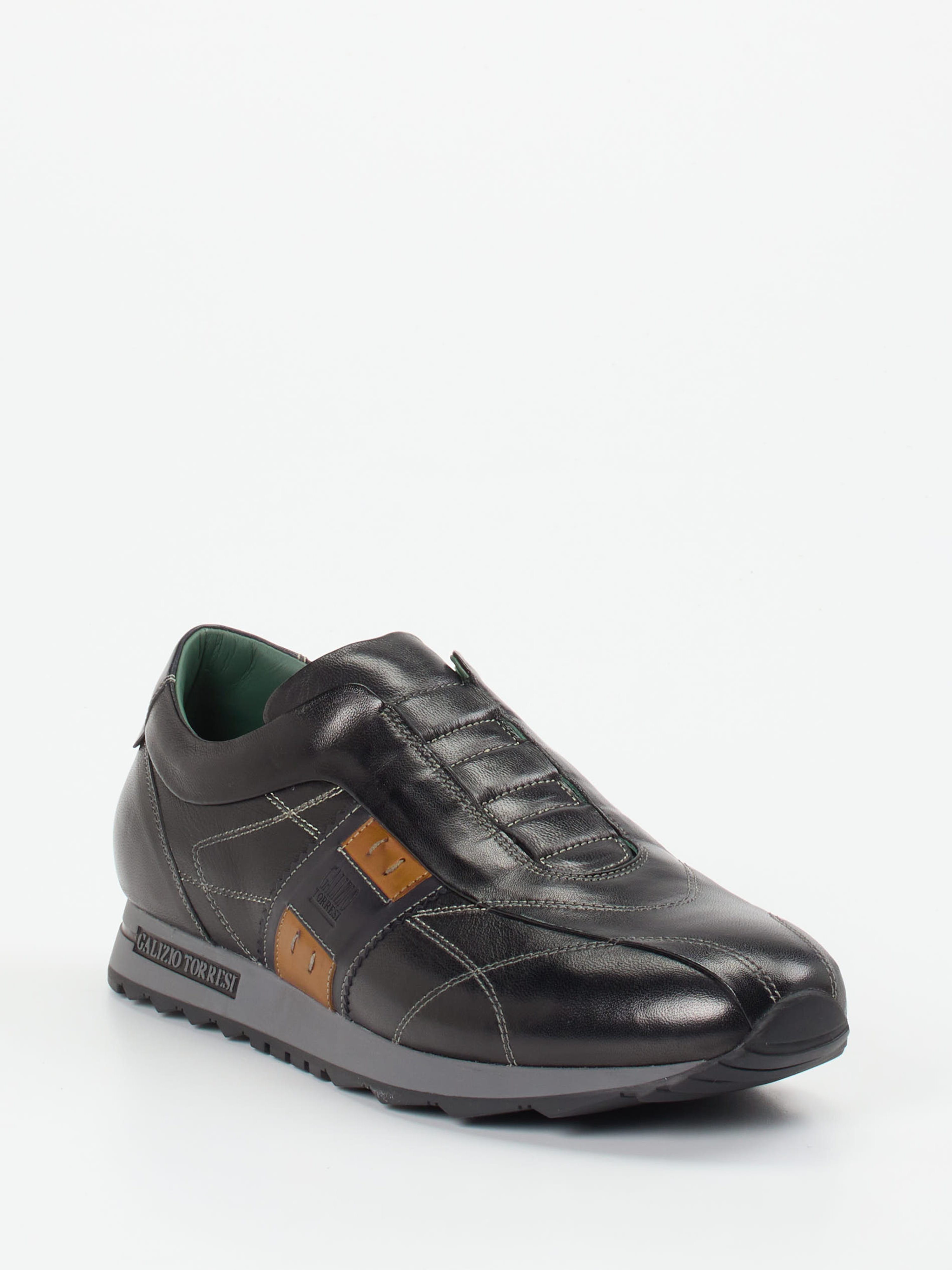 Slipper schwarz 4561009003906