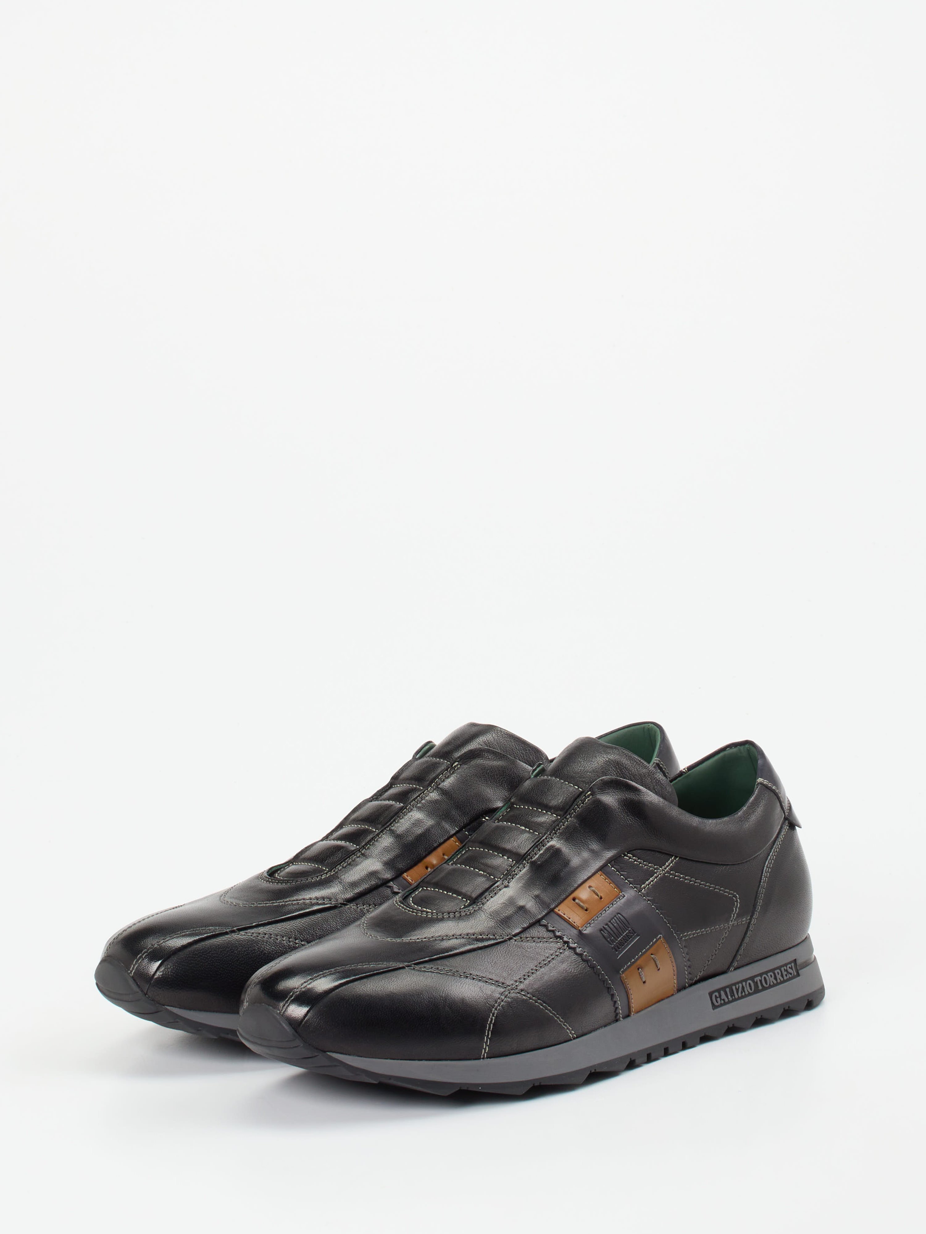 Slipper schwarz 4561009003902