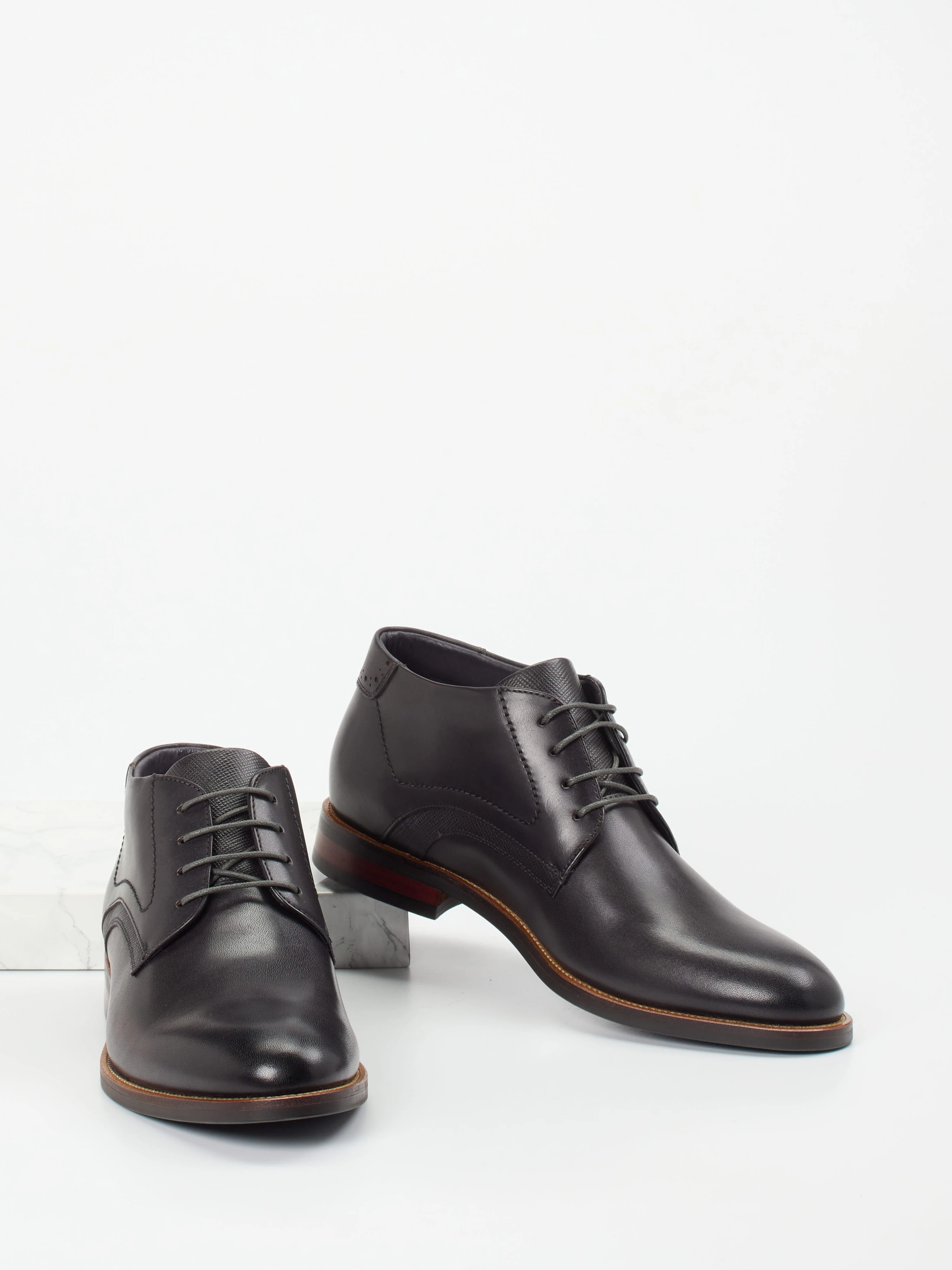 Boot grau 4701409013204