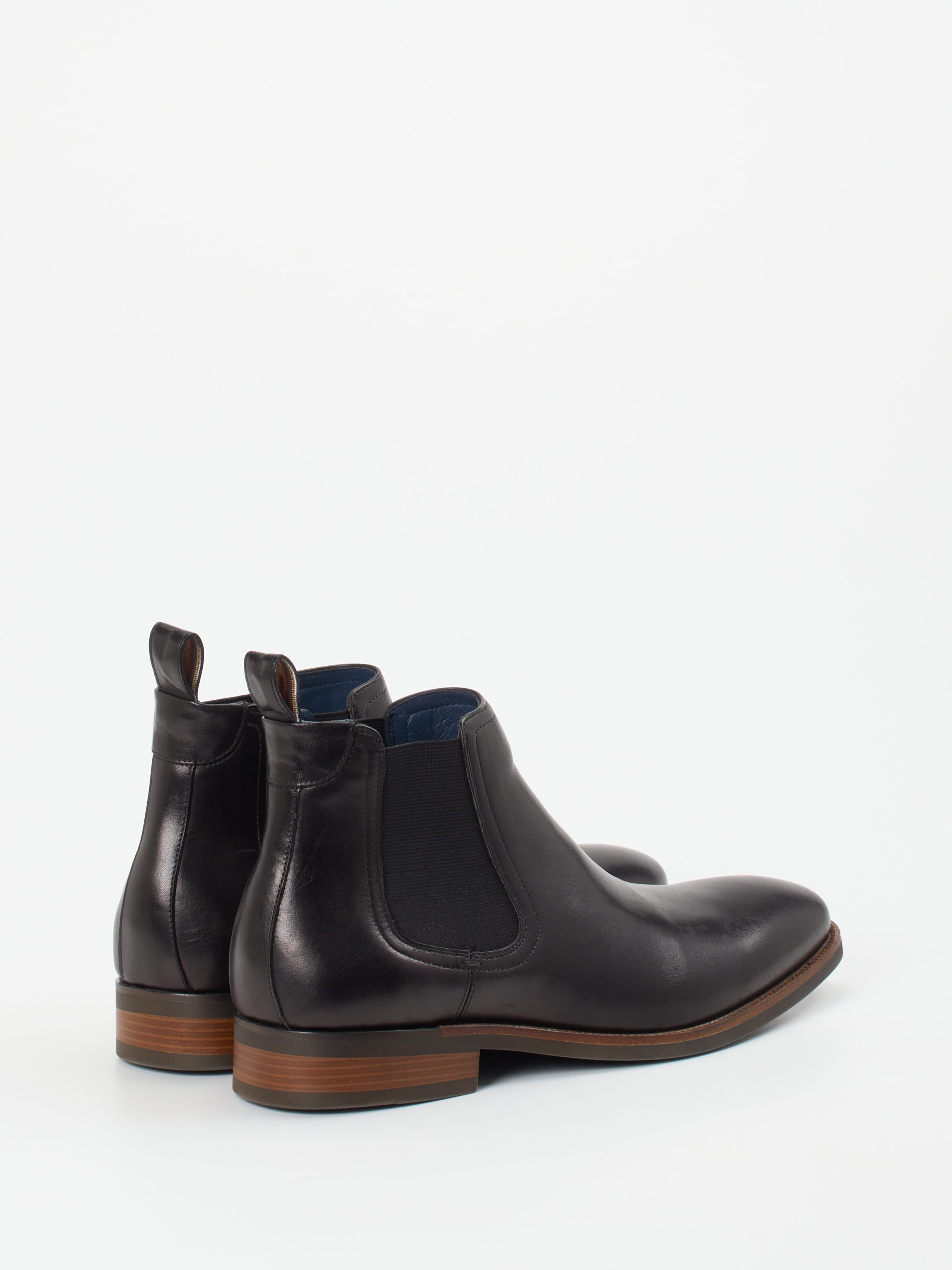 Boot schwarz 4711009023503