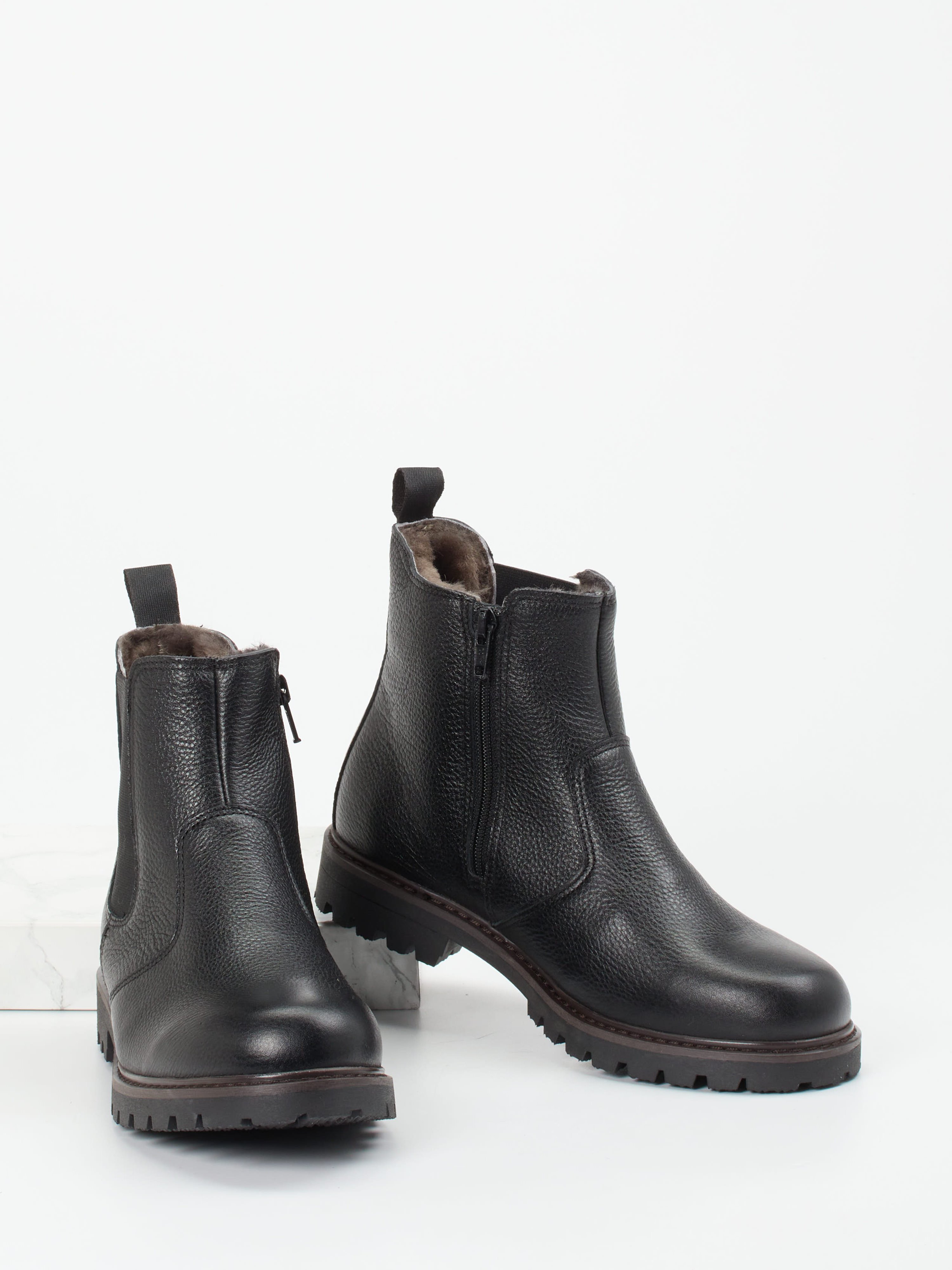 Boot schwarz 6820009003004