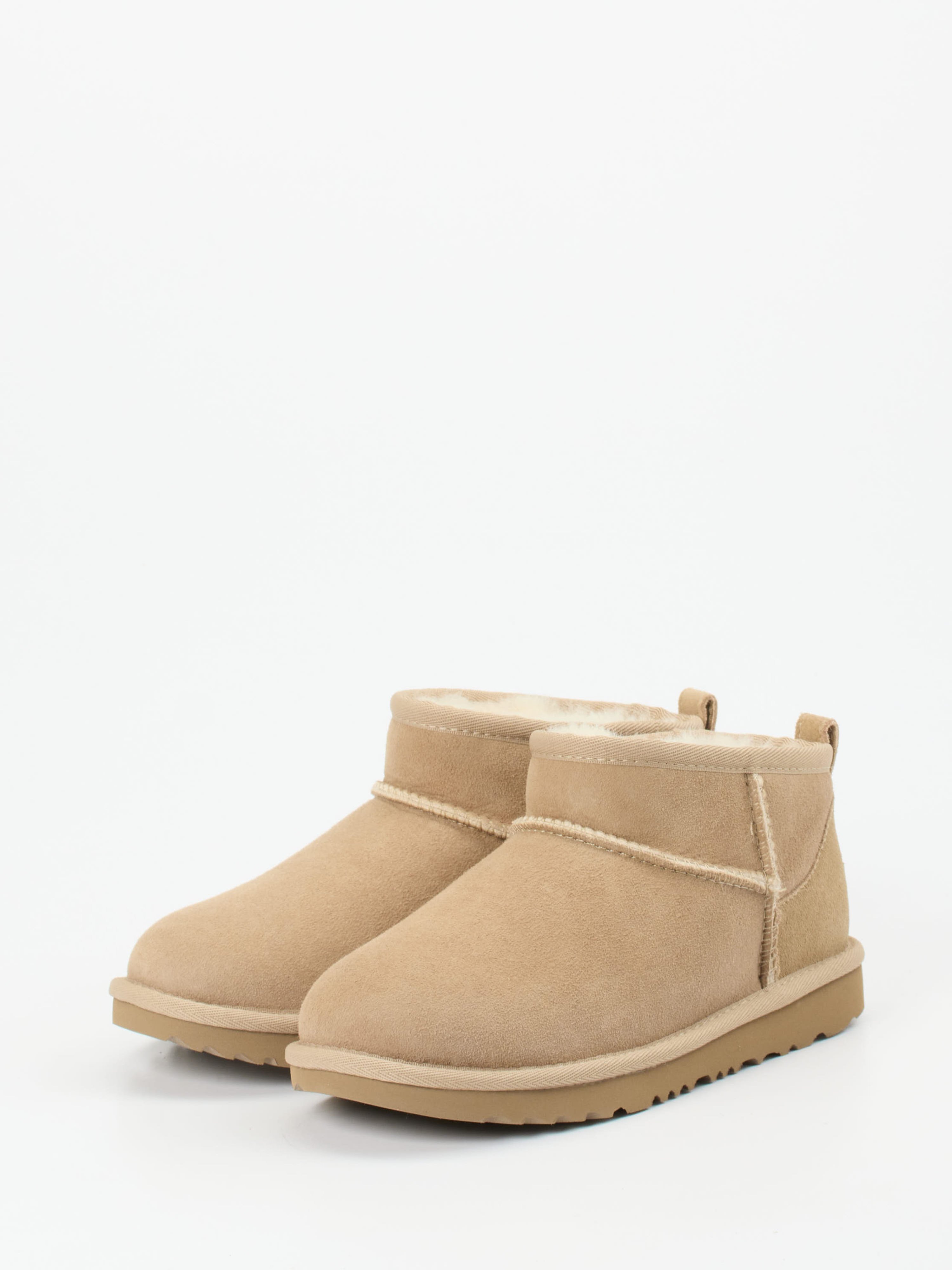 Boot Classic Ultra Mini braun 6810259000202