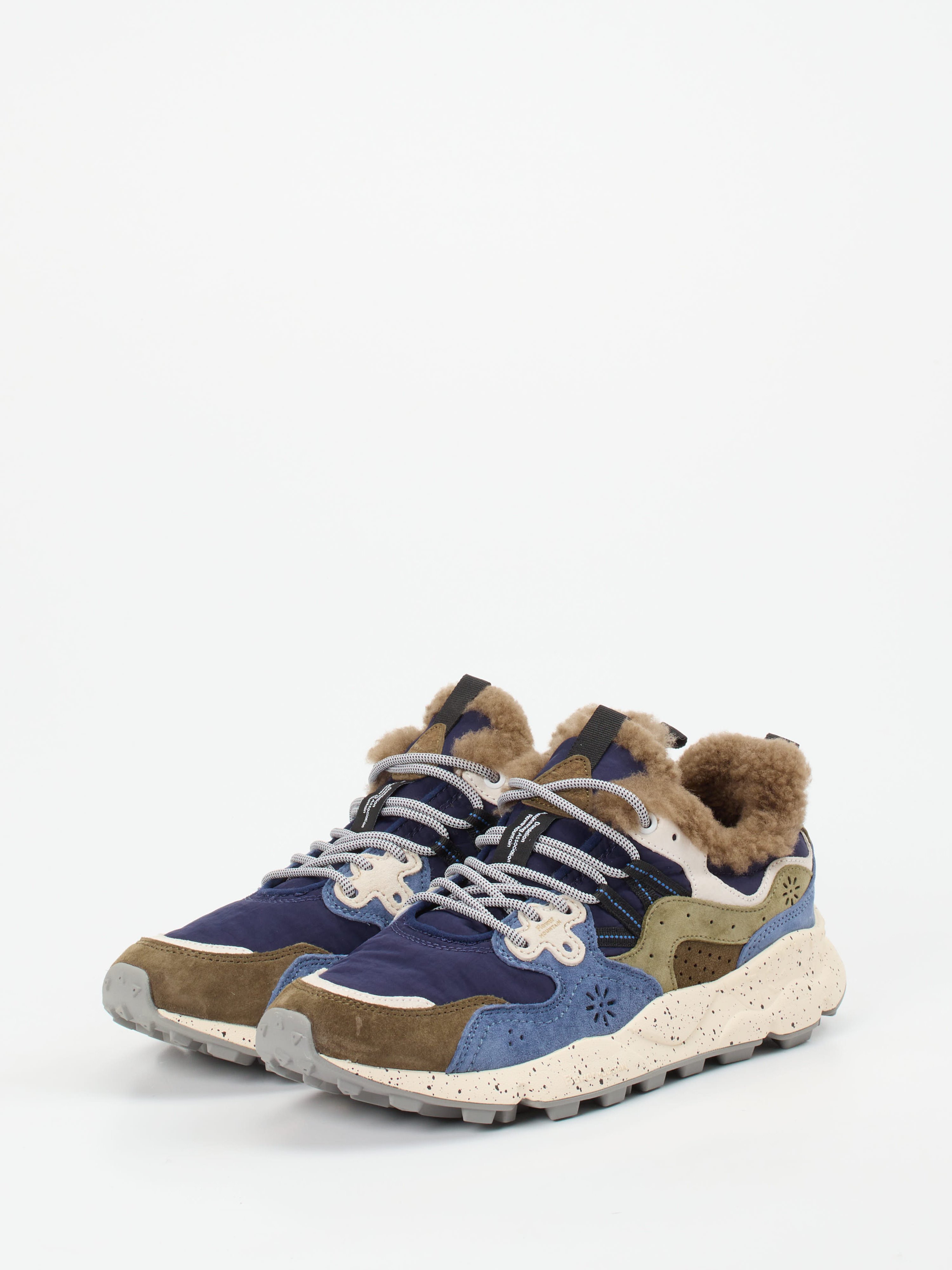 Sneaker