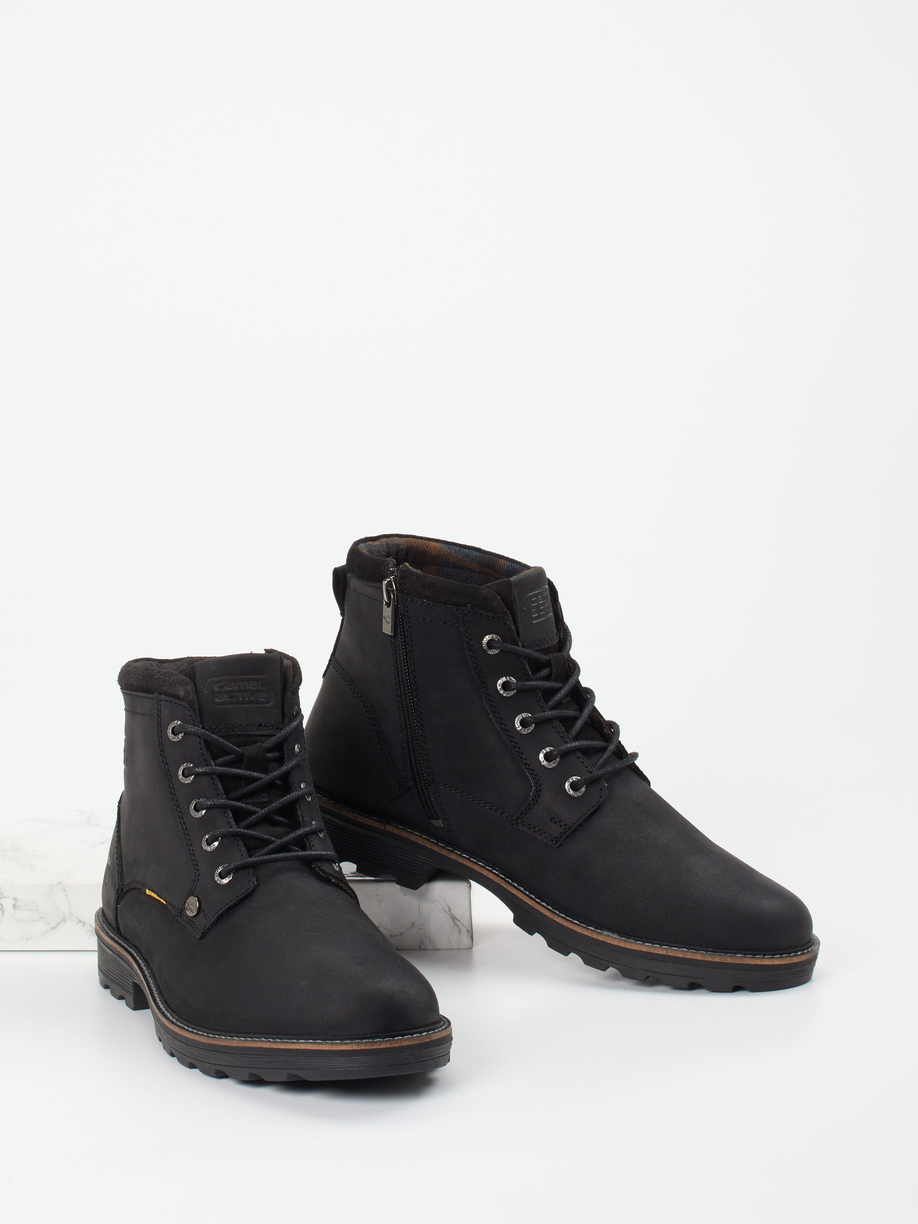 Boot schwarz 4701009079004