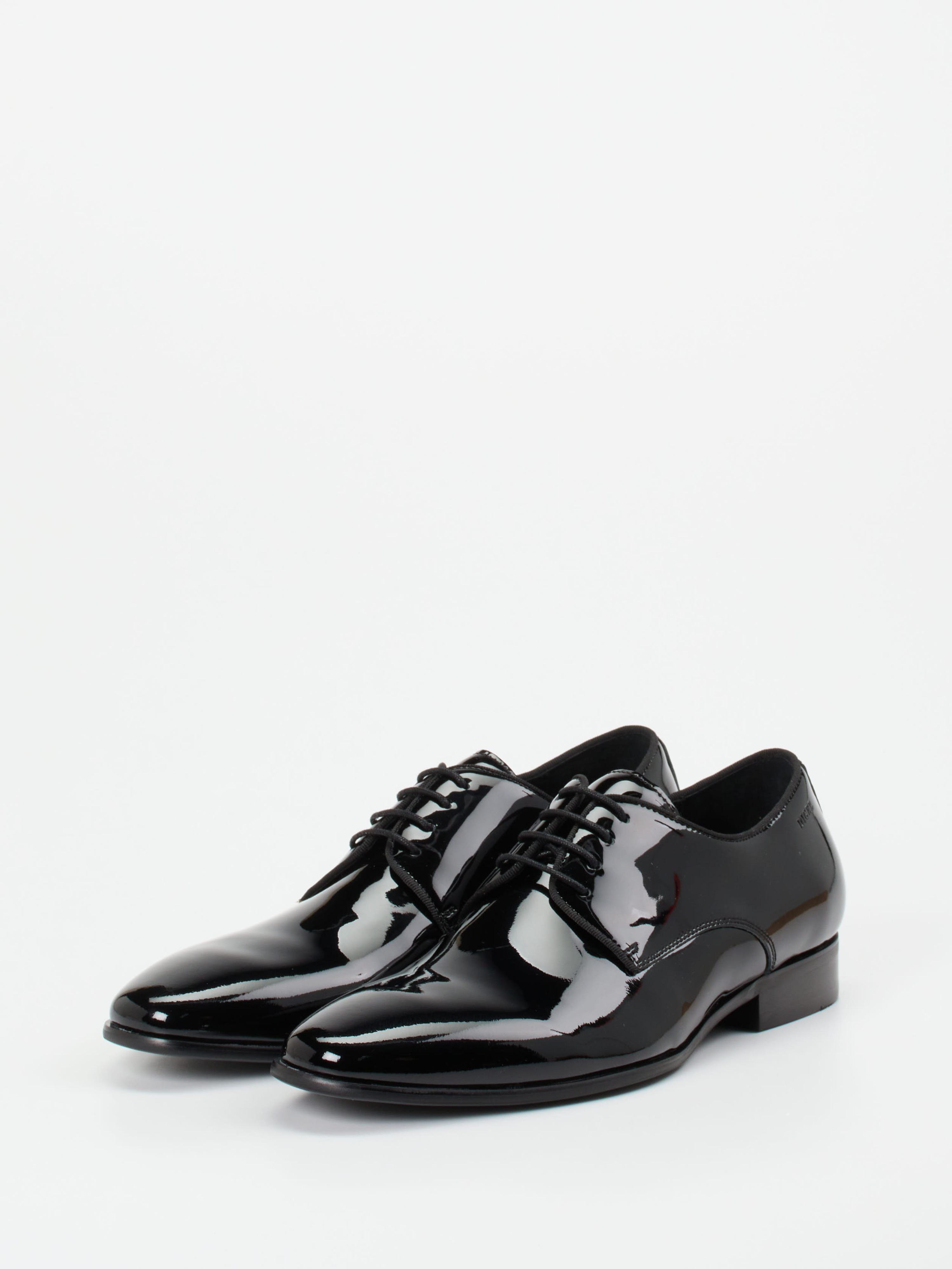 Schnürschuh schwarz 4610109042002