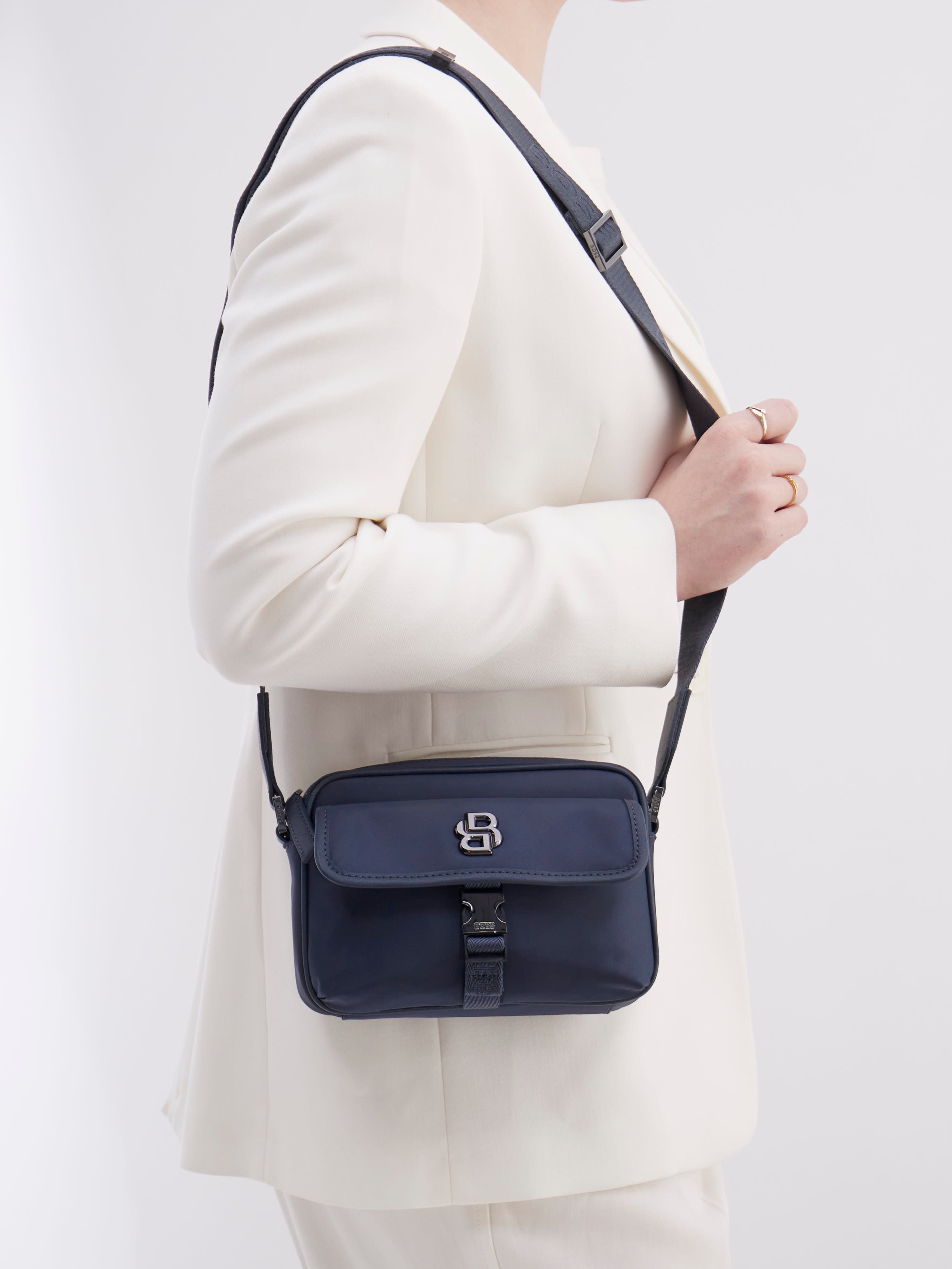 Crossbody Bag blau 9391109000906