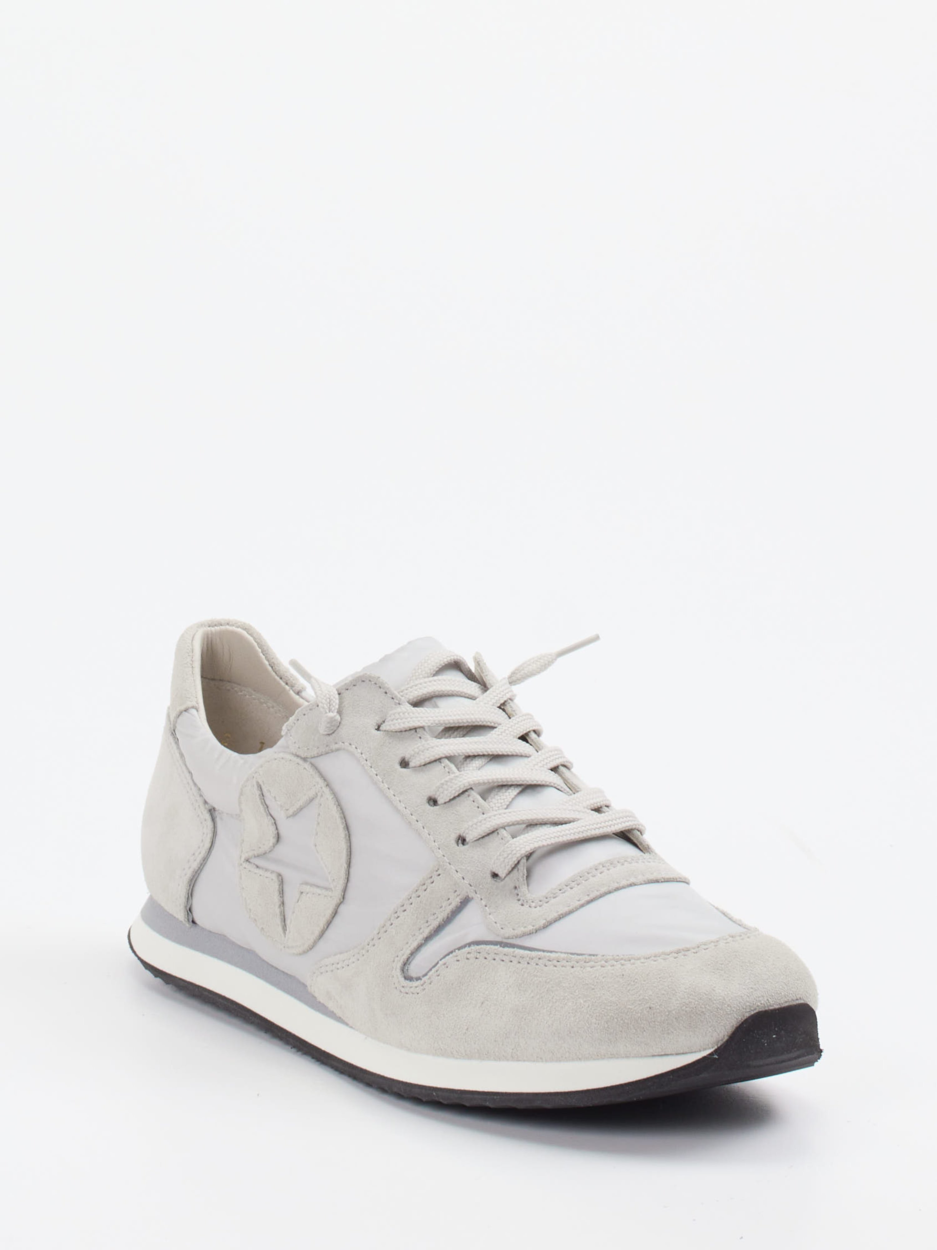 Sneaker TRAINER grau 1661499005606