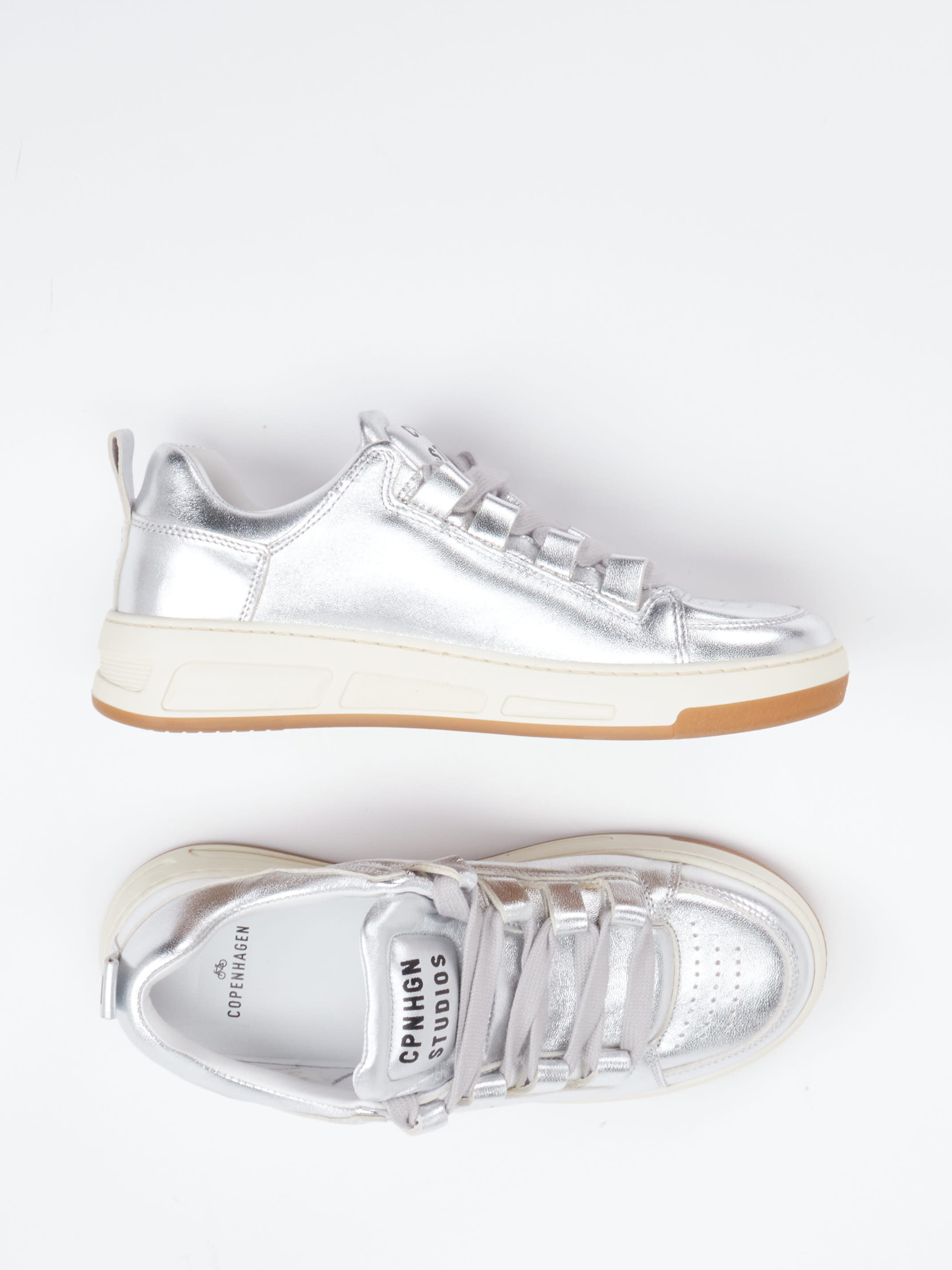 Sneaker silber 1663449008204