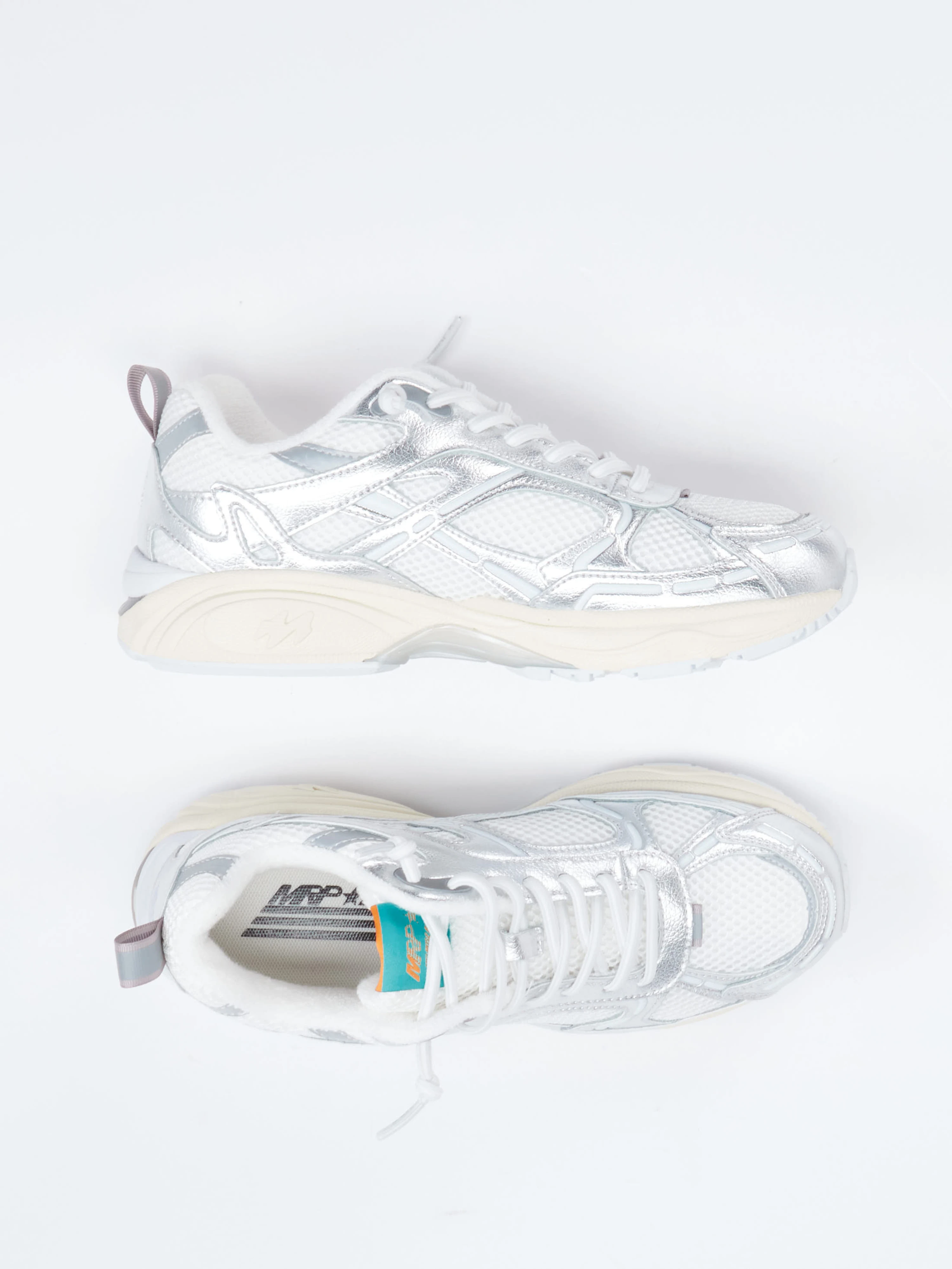 Sneaker silber 1663449008004