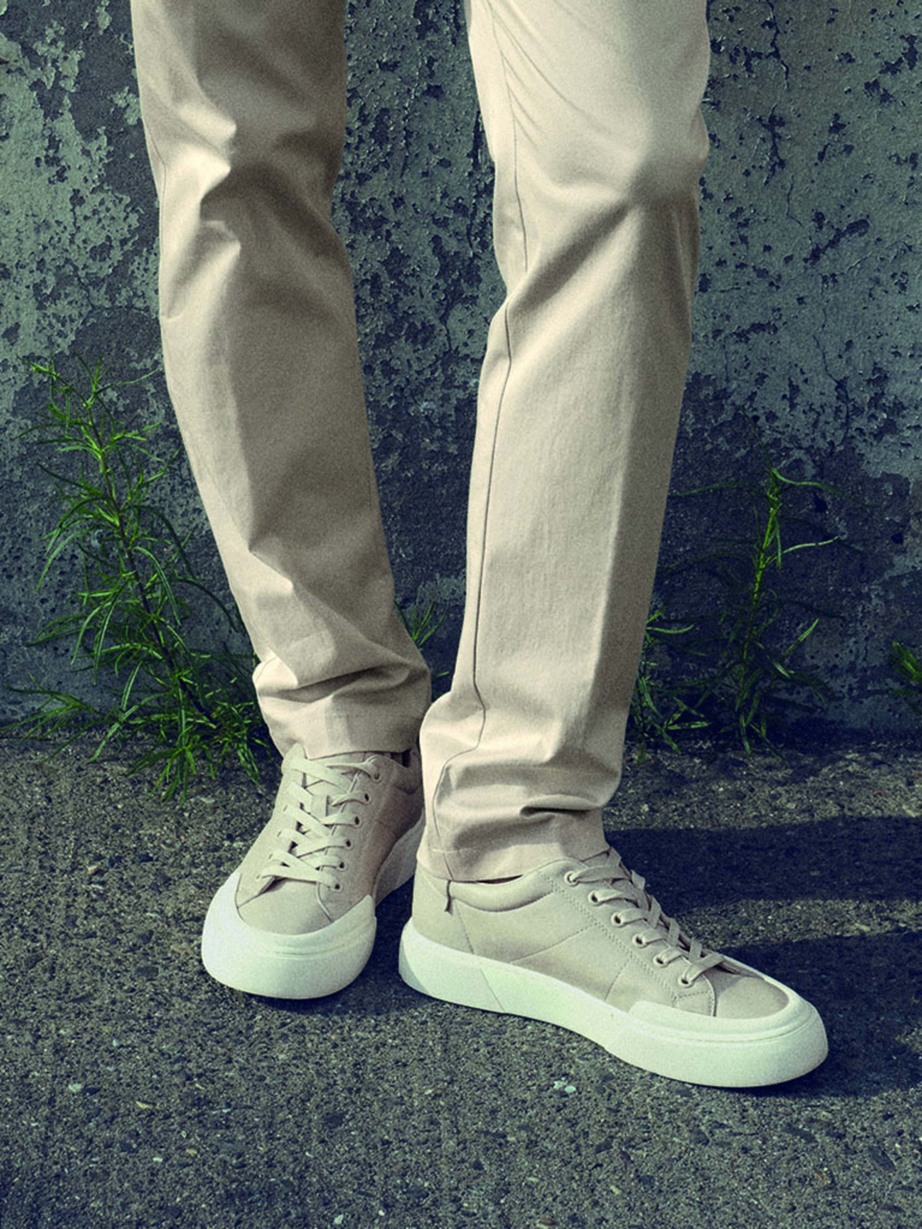 Sneaker grau 4661459031102