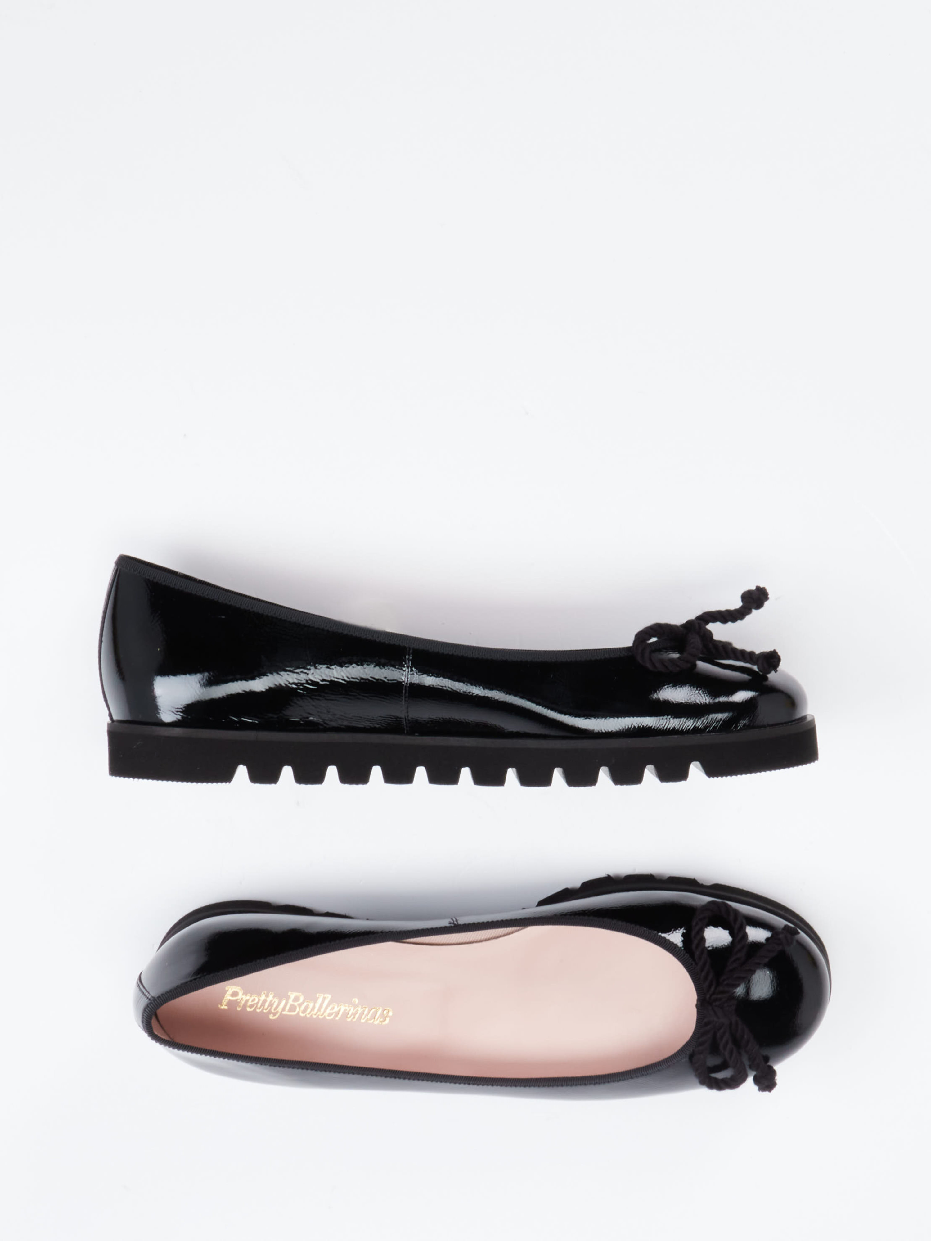 Shop Pretty Ballerinas Women Ipnotic in Black | Zumnorde