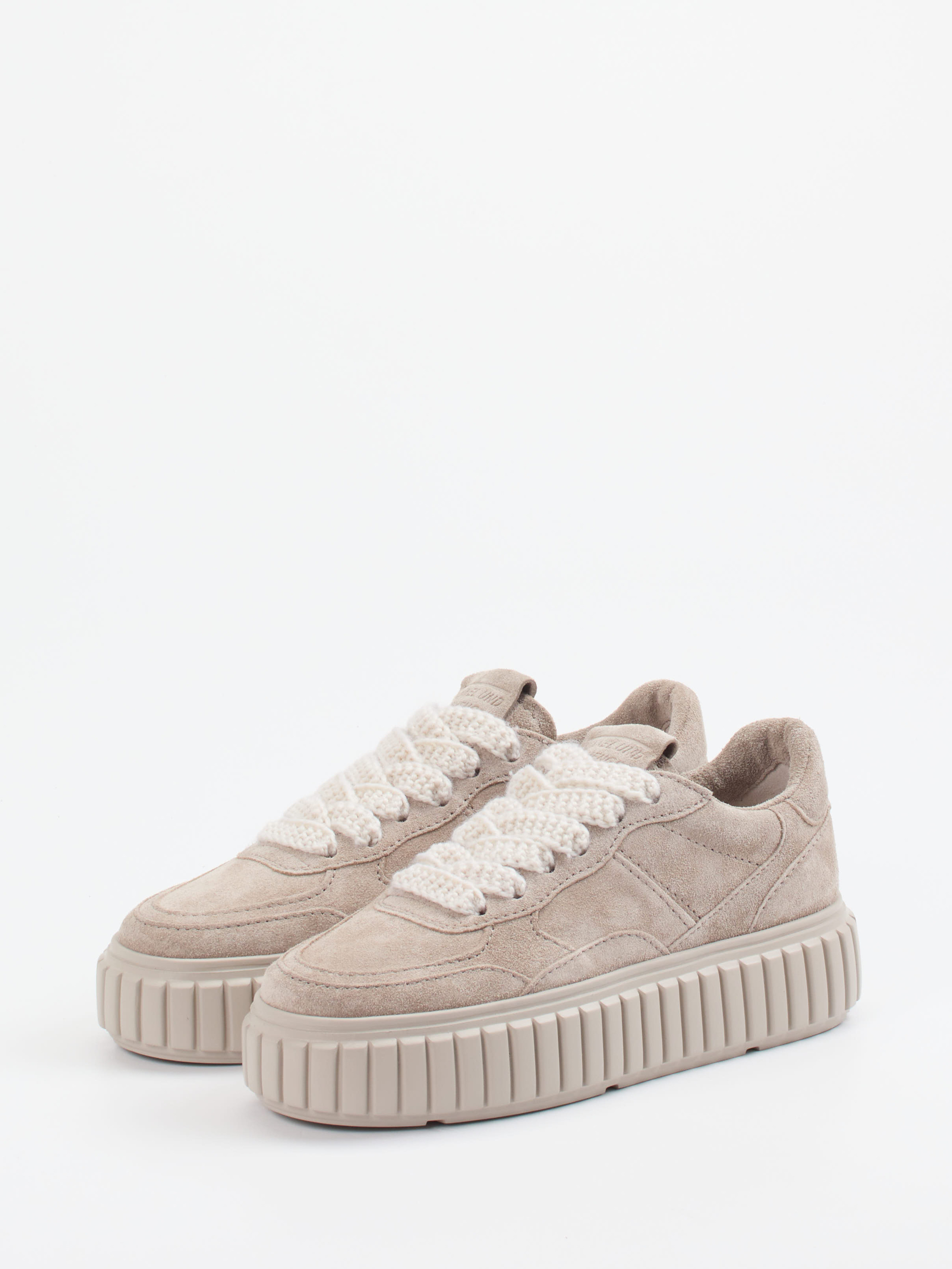 Sneaker grau 1665459001102