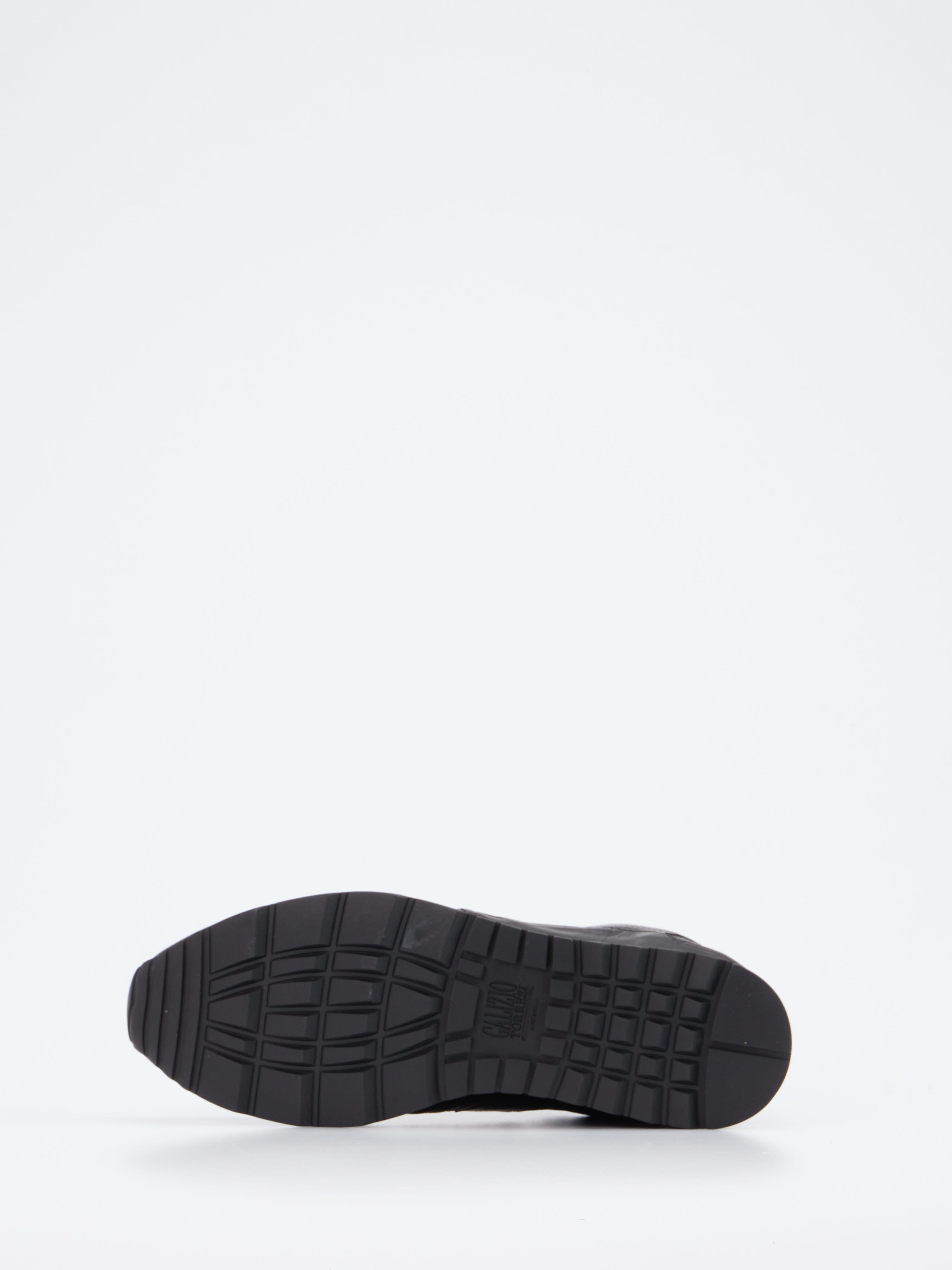 Sneaker schwarz 4661009069405