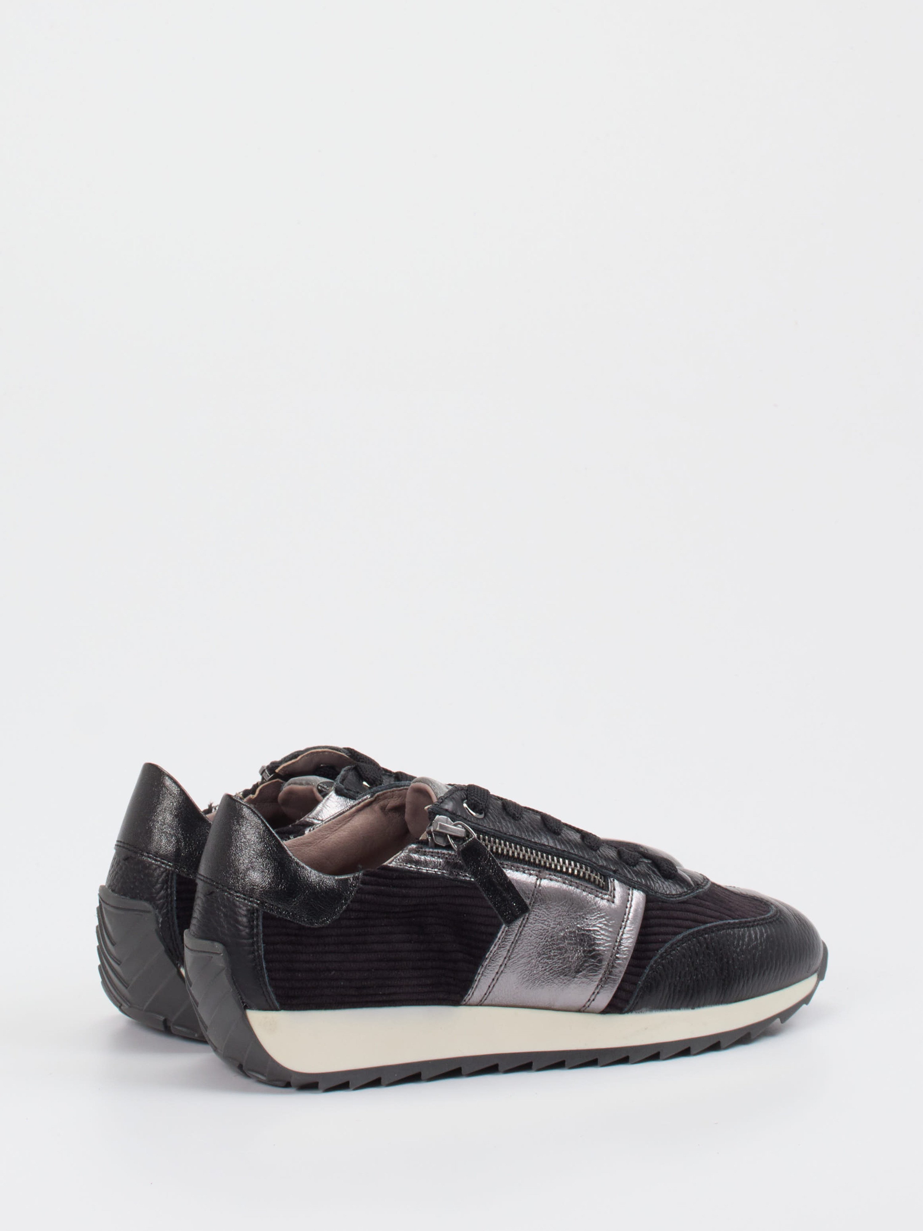 Sneaker schwarz 2661004004603