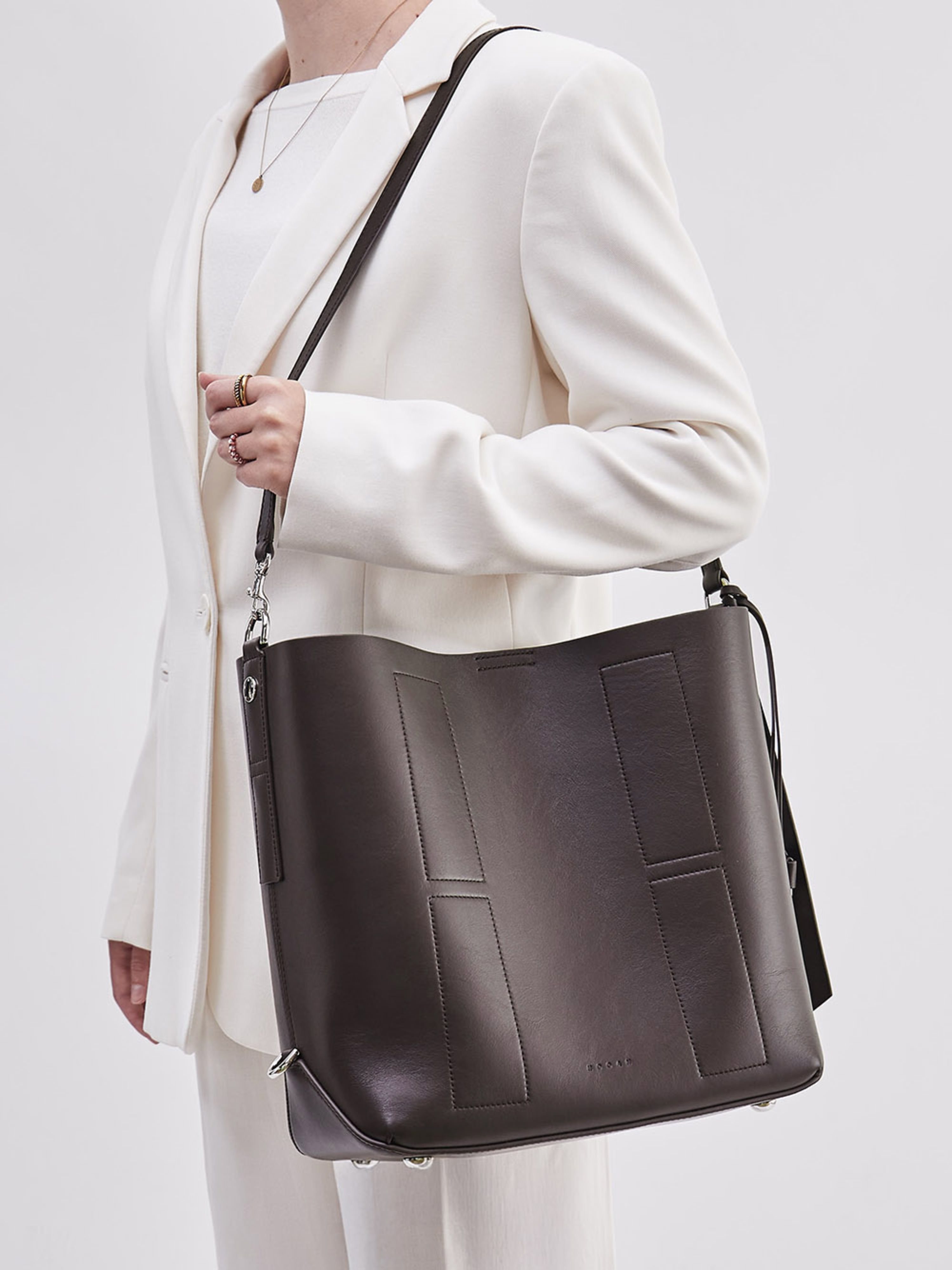 Schultertasche braun 9392209002506