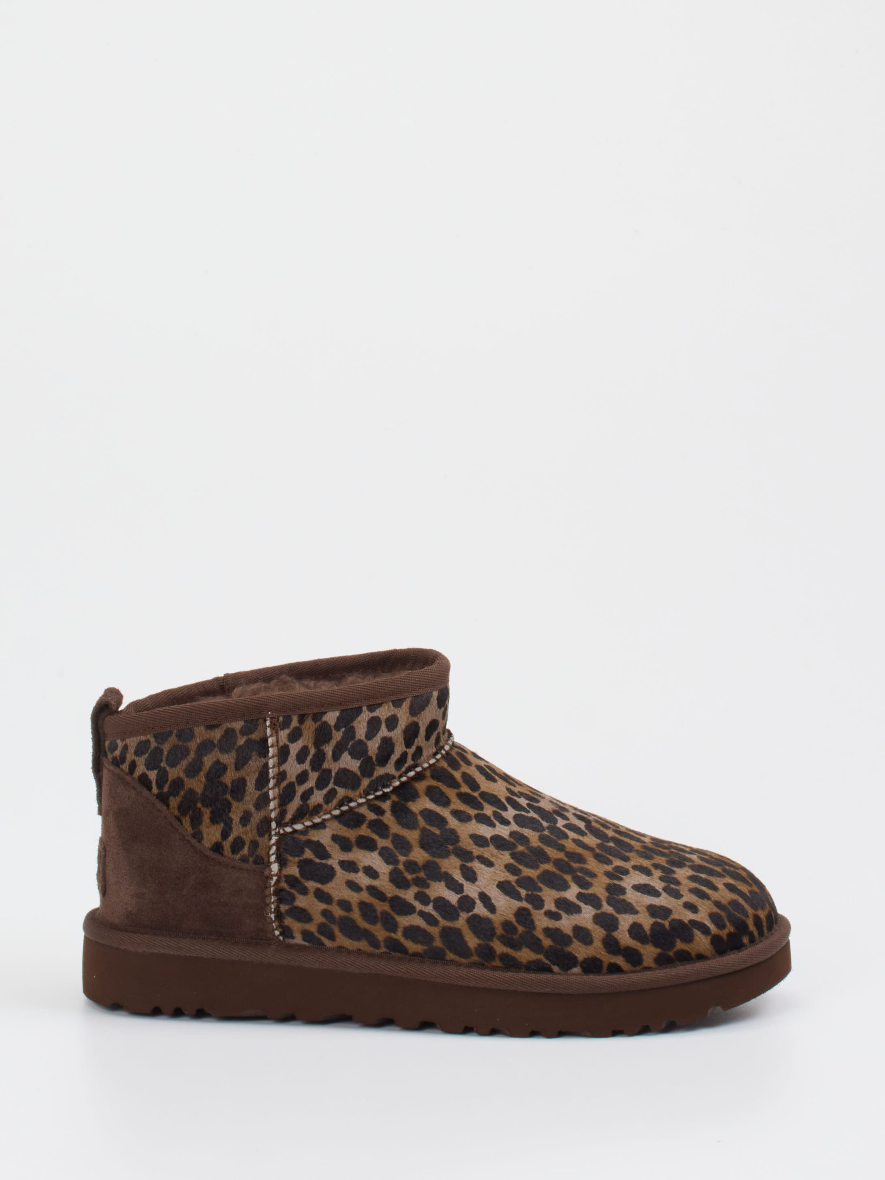 Stiefelette Classic Ultra Mini braun 1811250000101