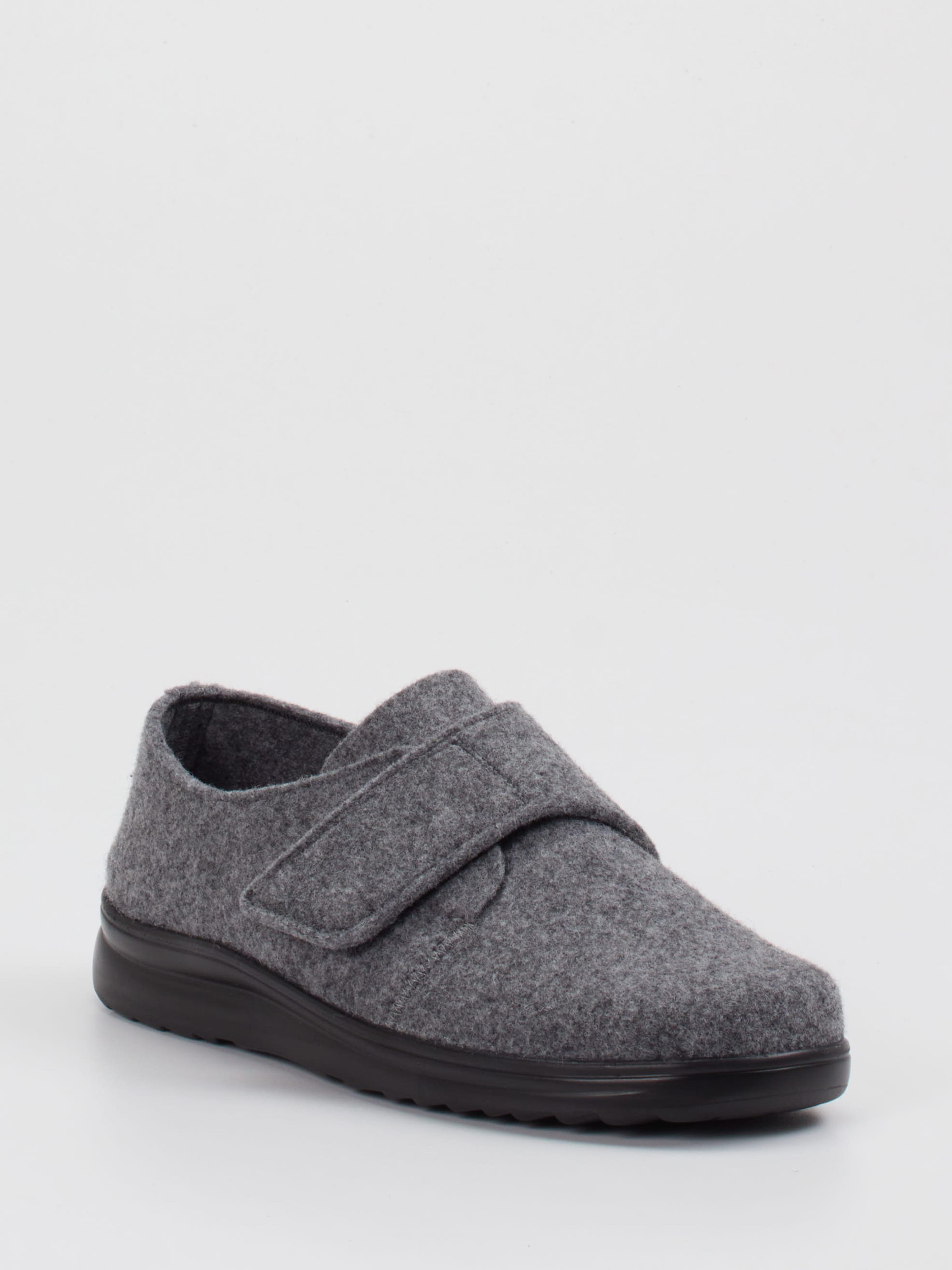 Pantolette grau 7473459000306