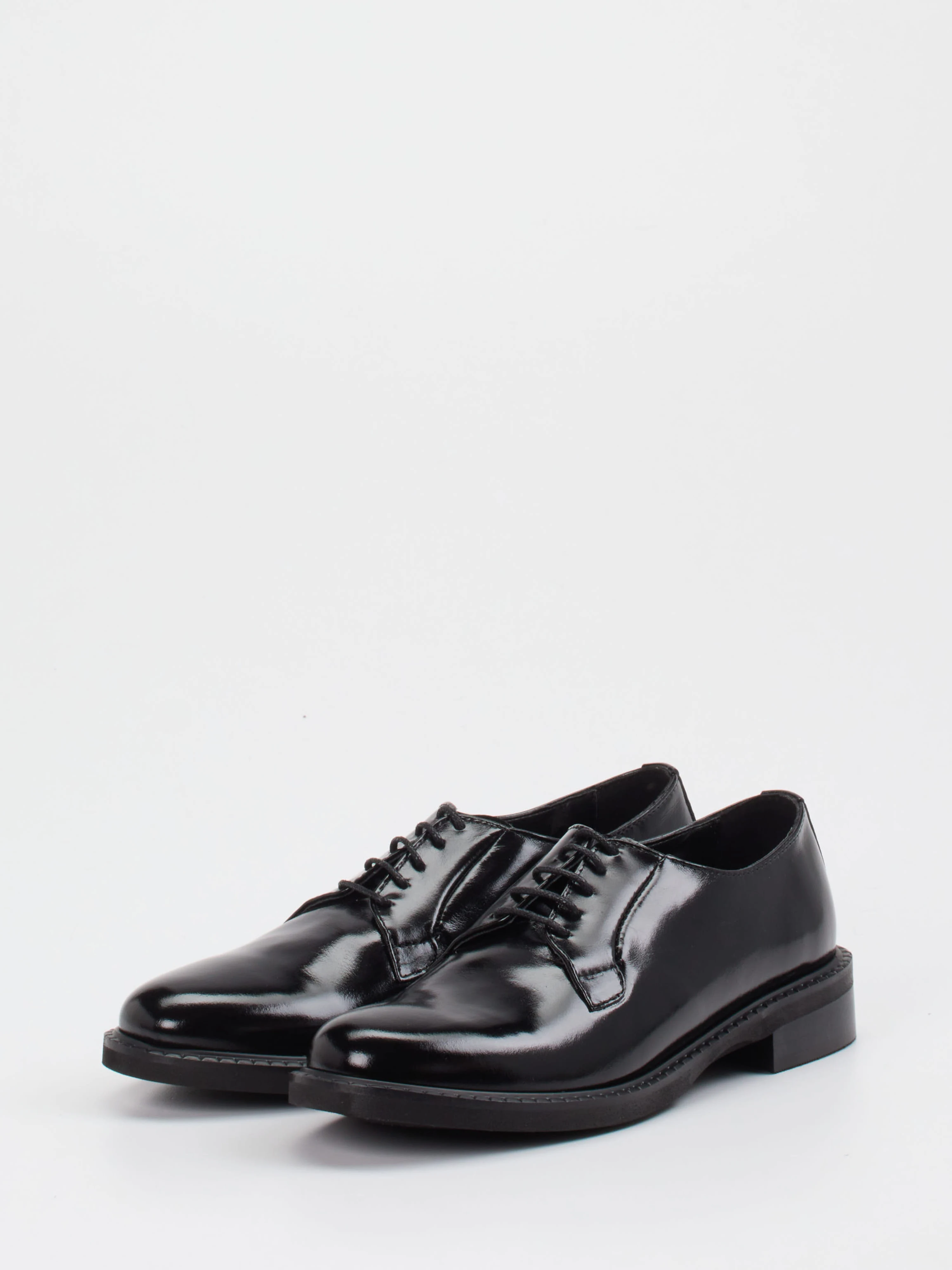 Schnürschuh