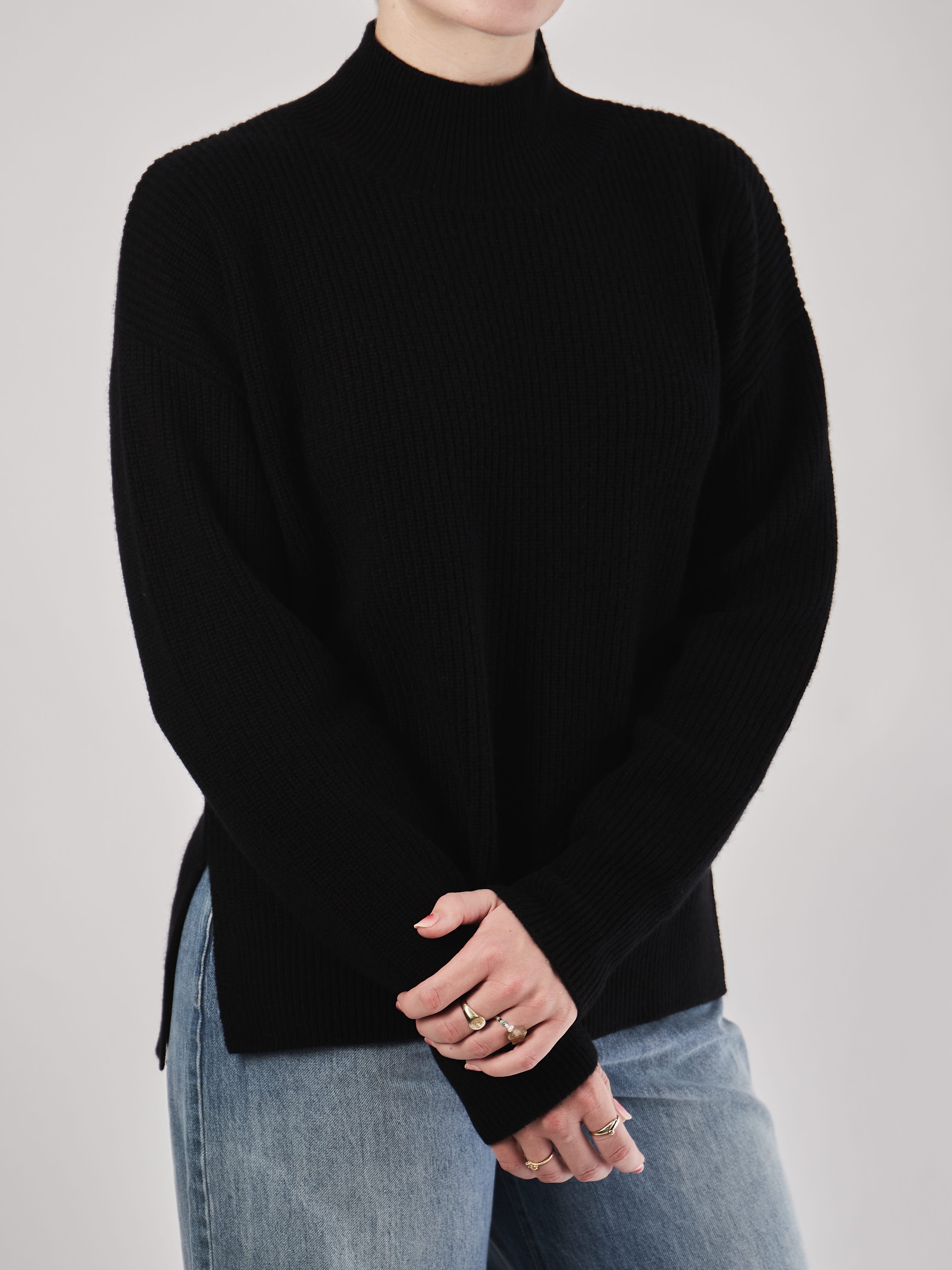 Pullover schwarz 9341009000906