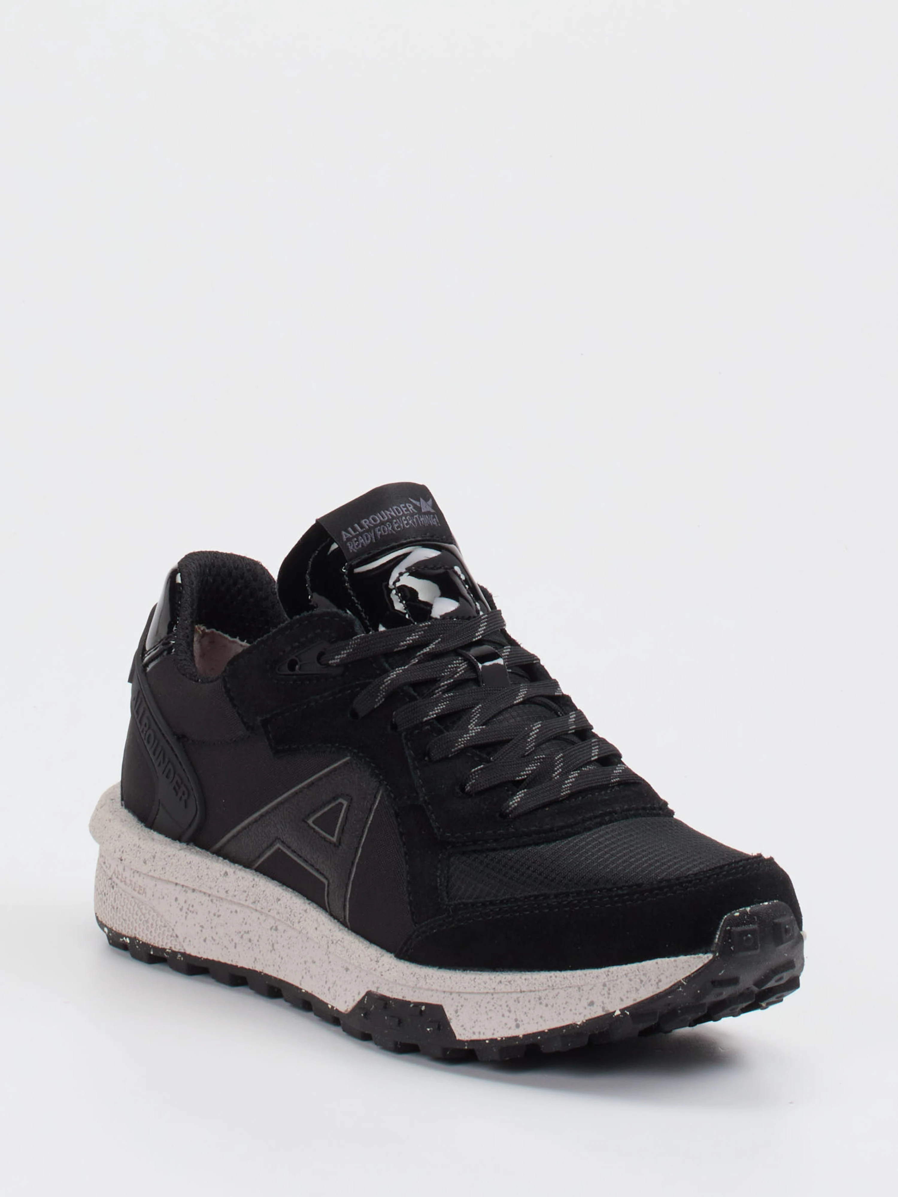 Sneaker