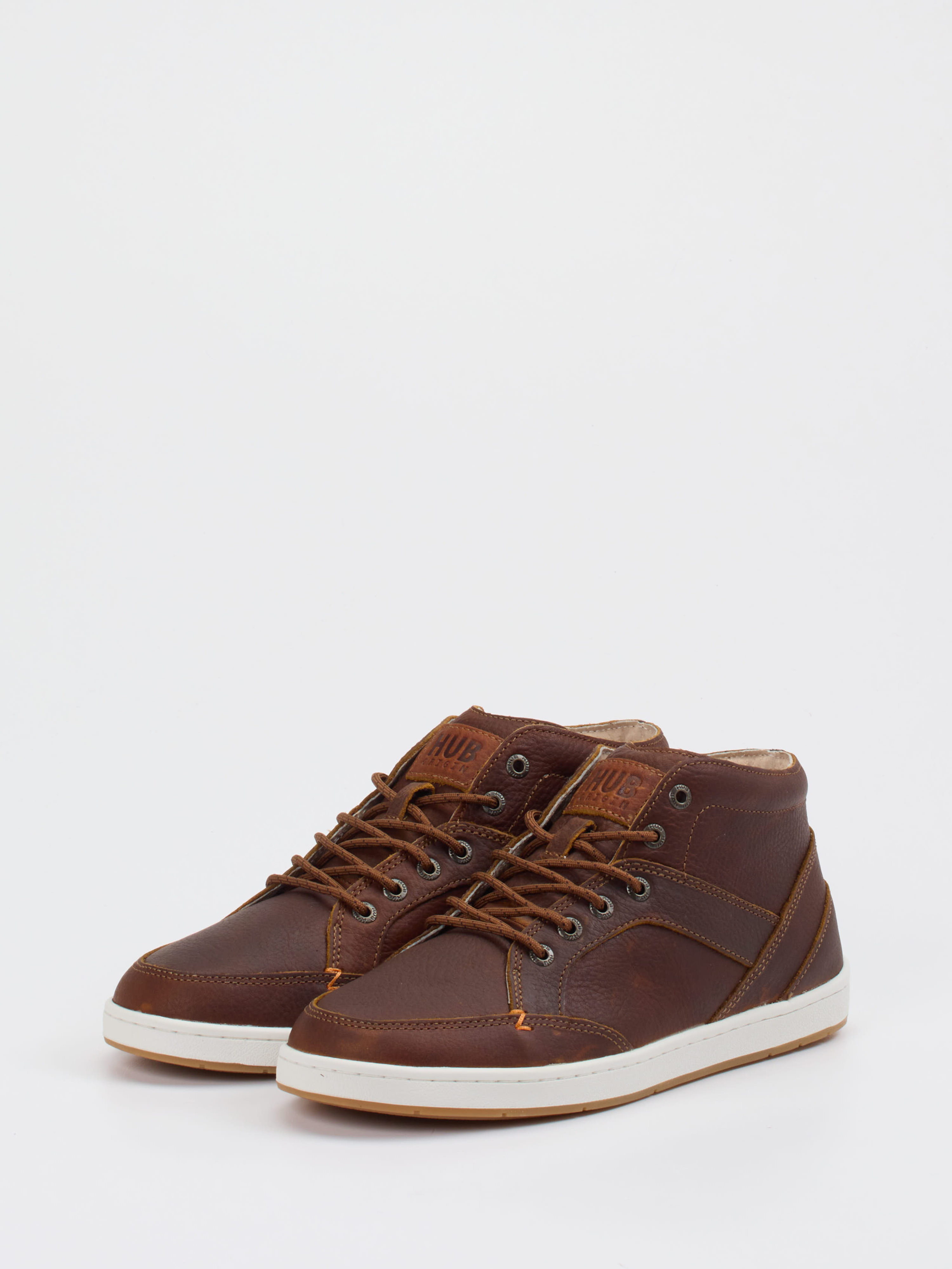 Sneaker high
