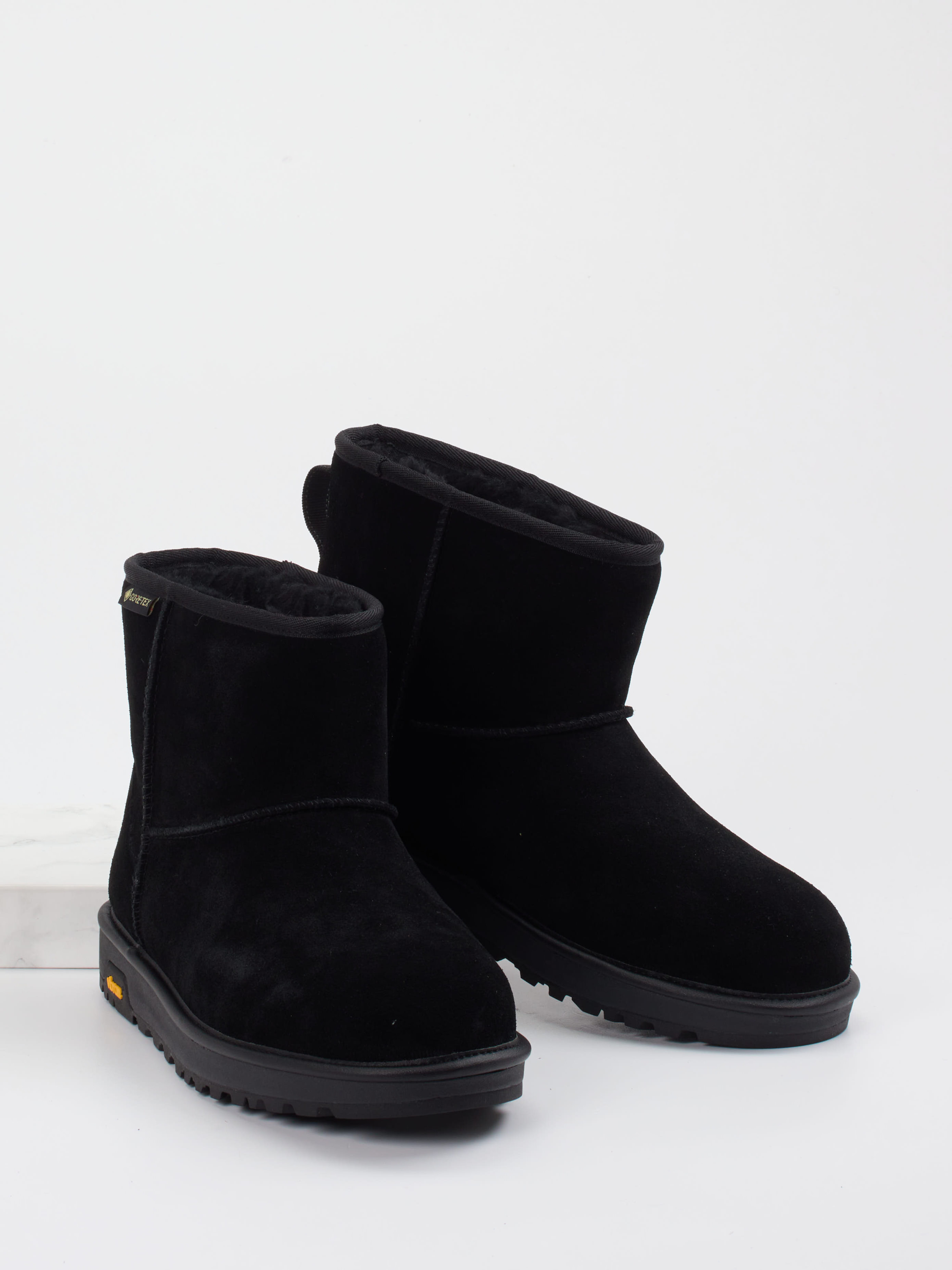 Boot M Classic Mini GTX schwarz 4821009052604