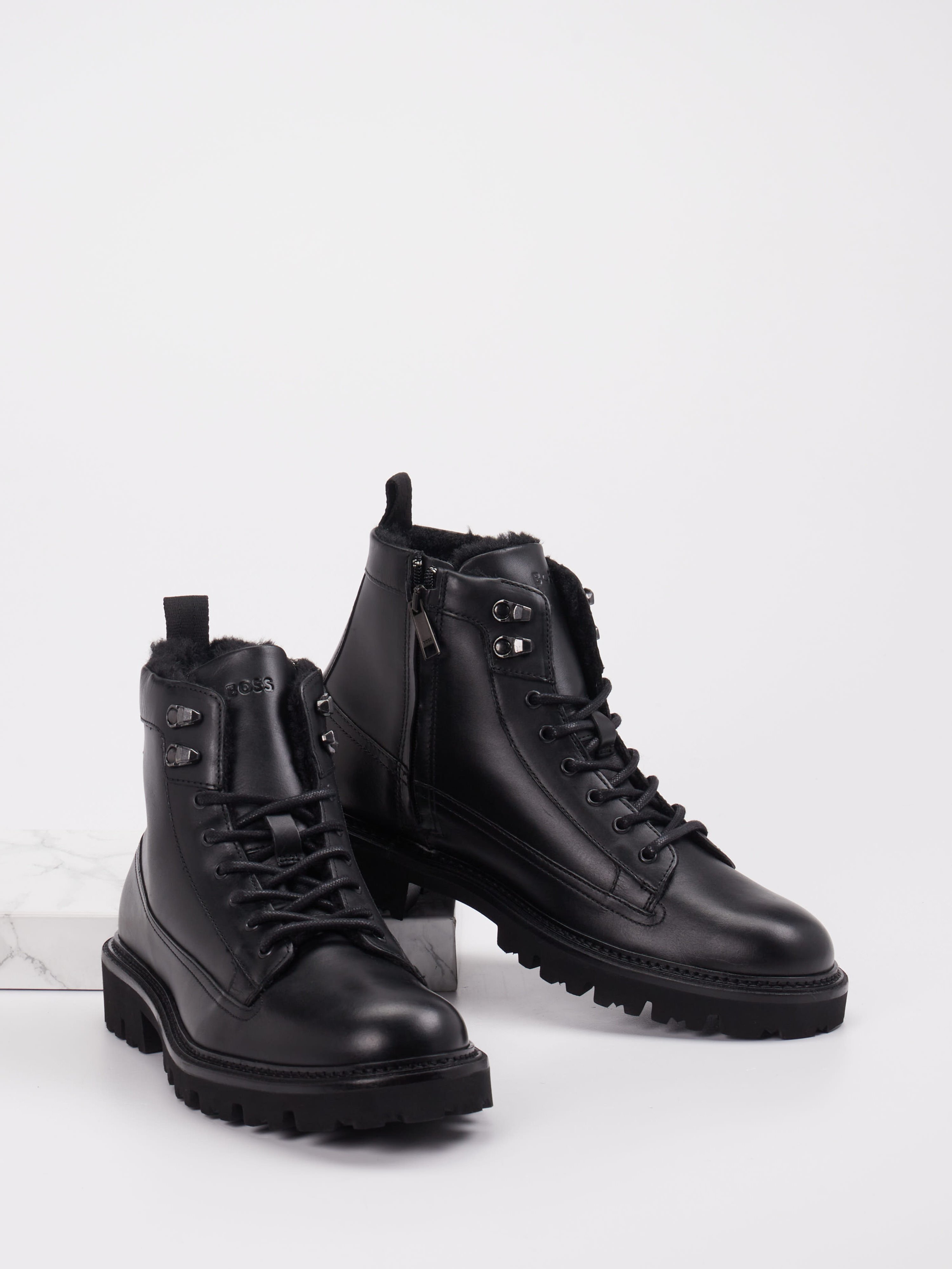 Boot schwarz 4801009060304