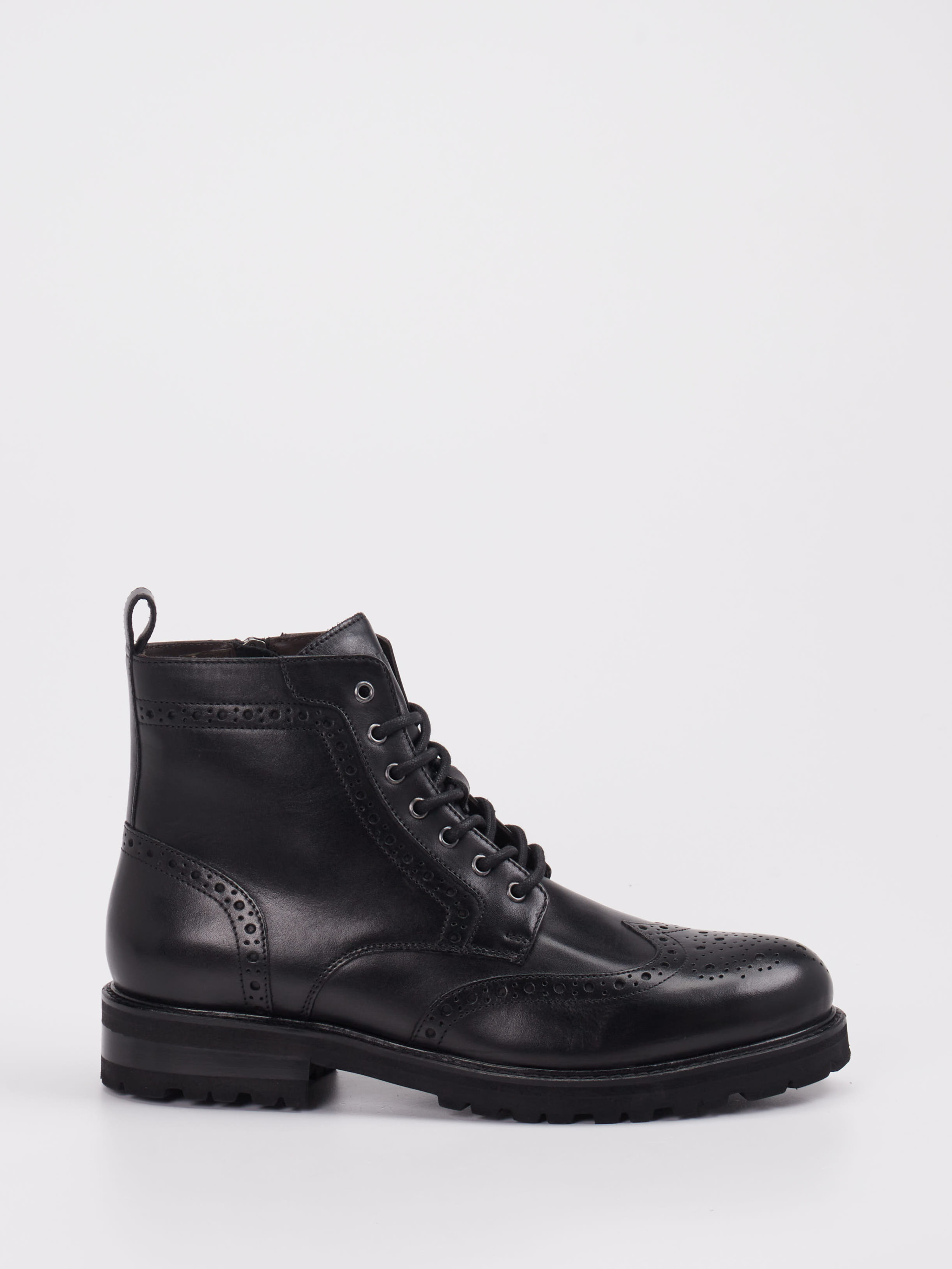 Boot schwarz 4701009080101