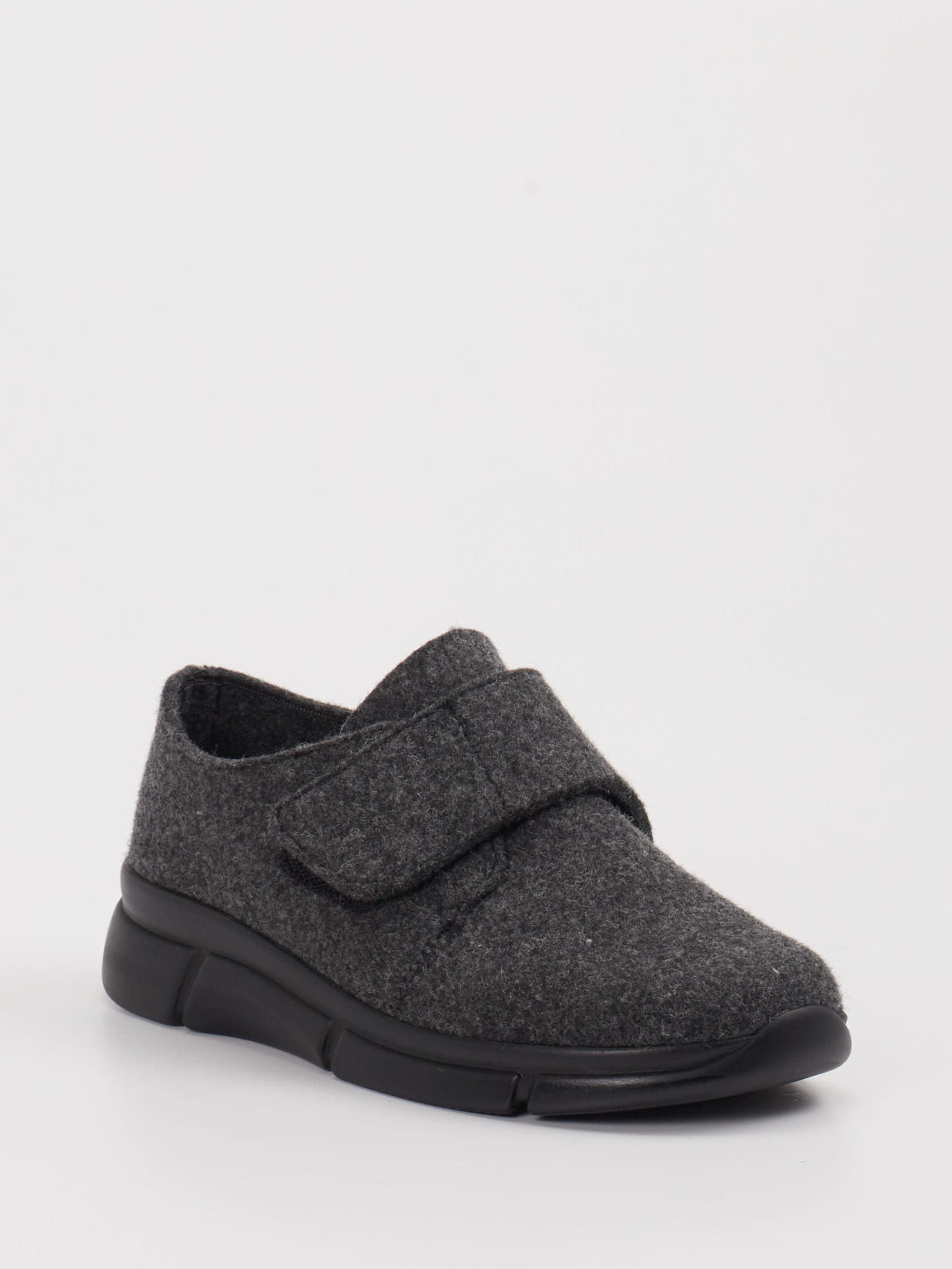 Hausschuh grau 7173409003406