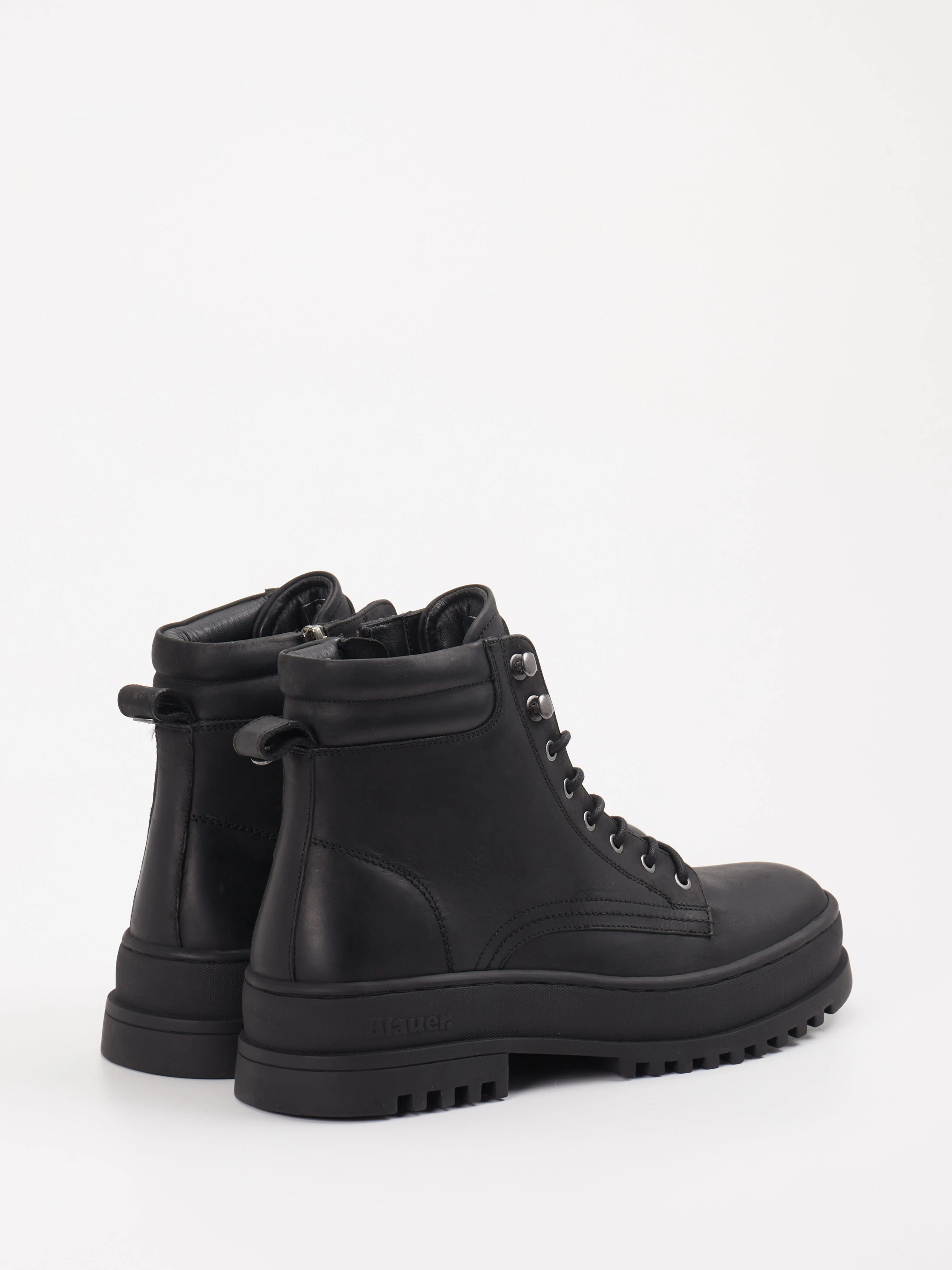 Boot schwarz 4701009080903