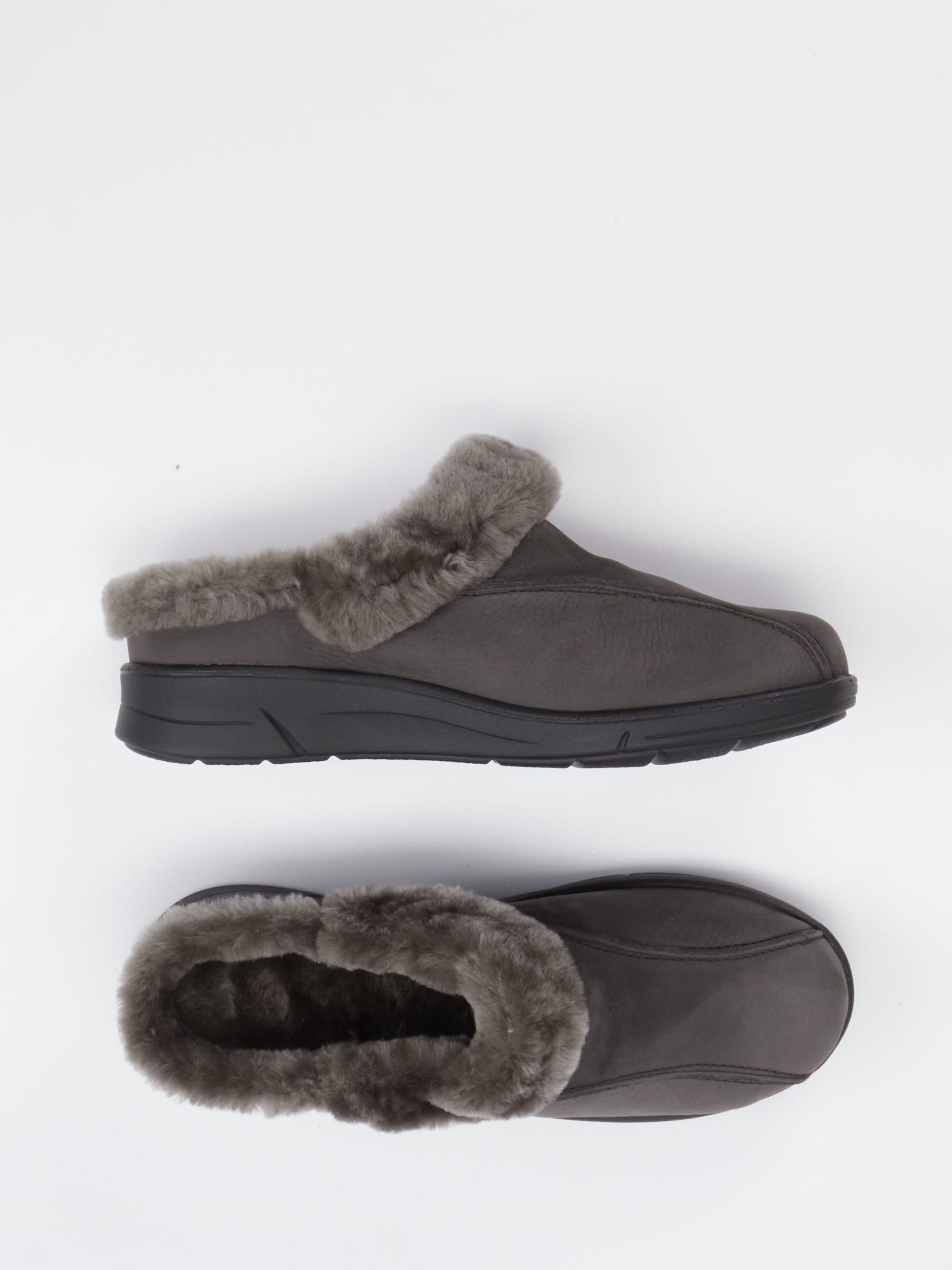 Hausschuh braun 7163269000404