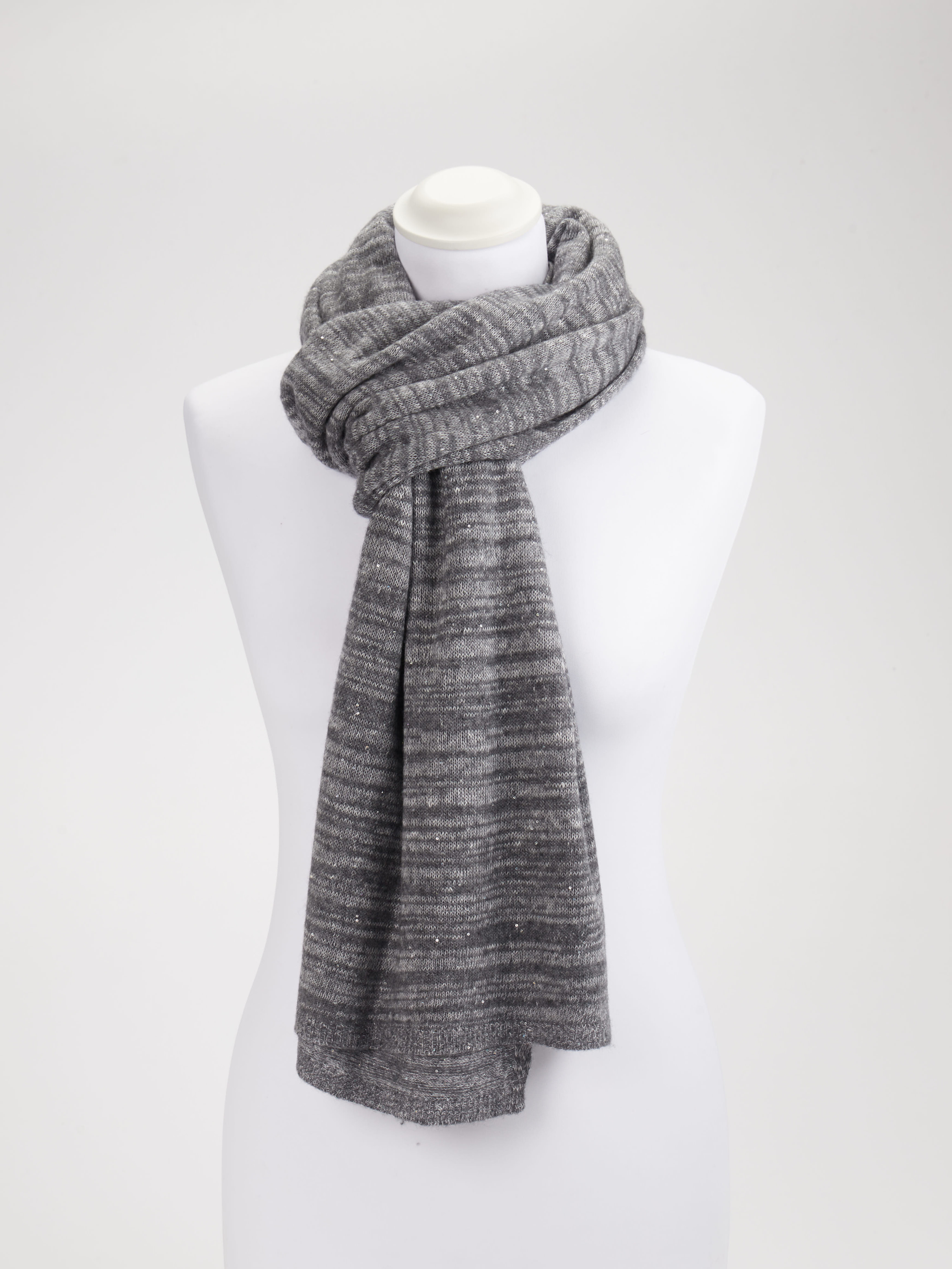 Schal grau 9321409000401