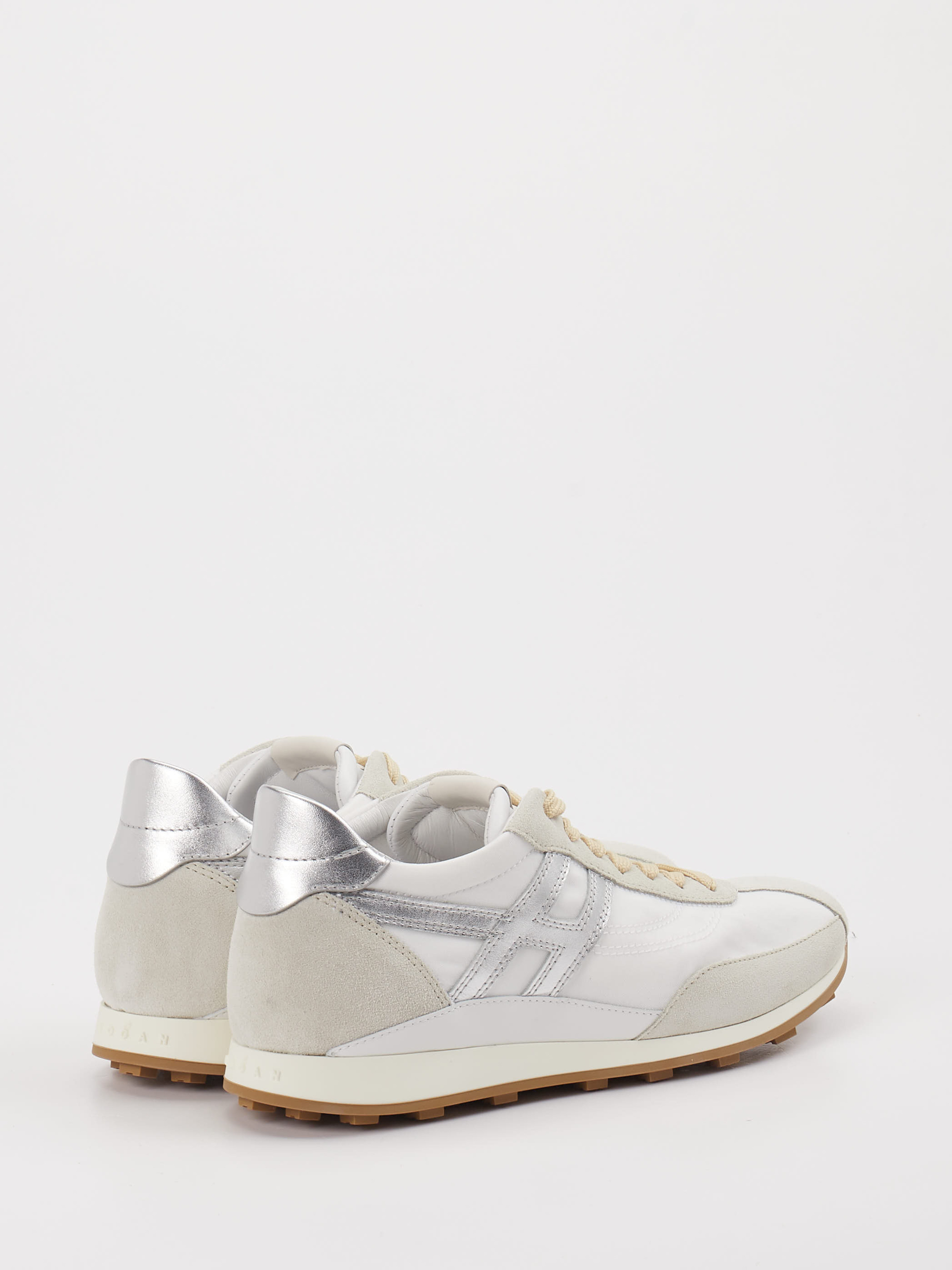 Sneaker weiß 1661734000303