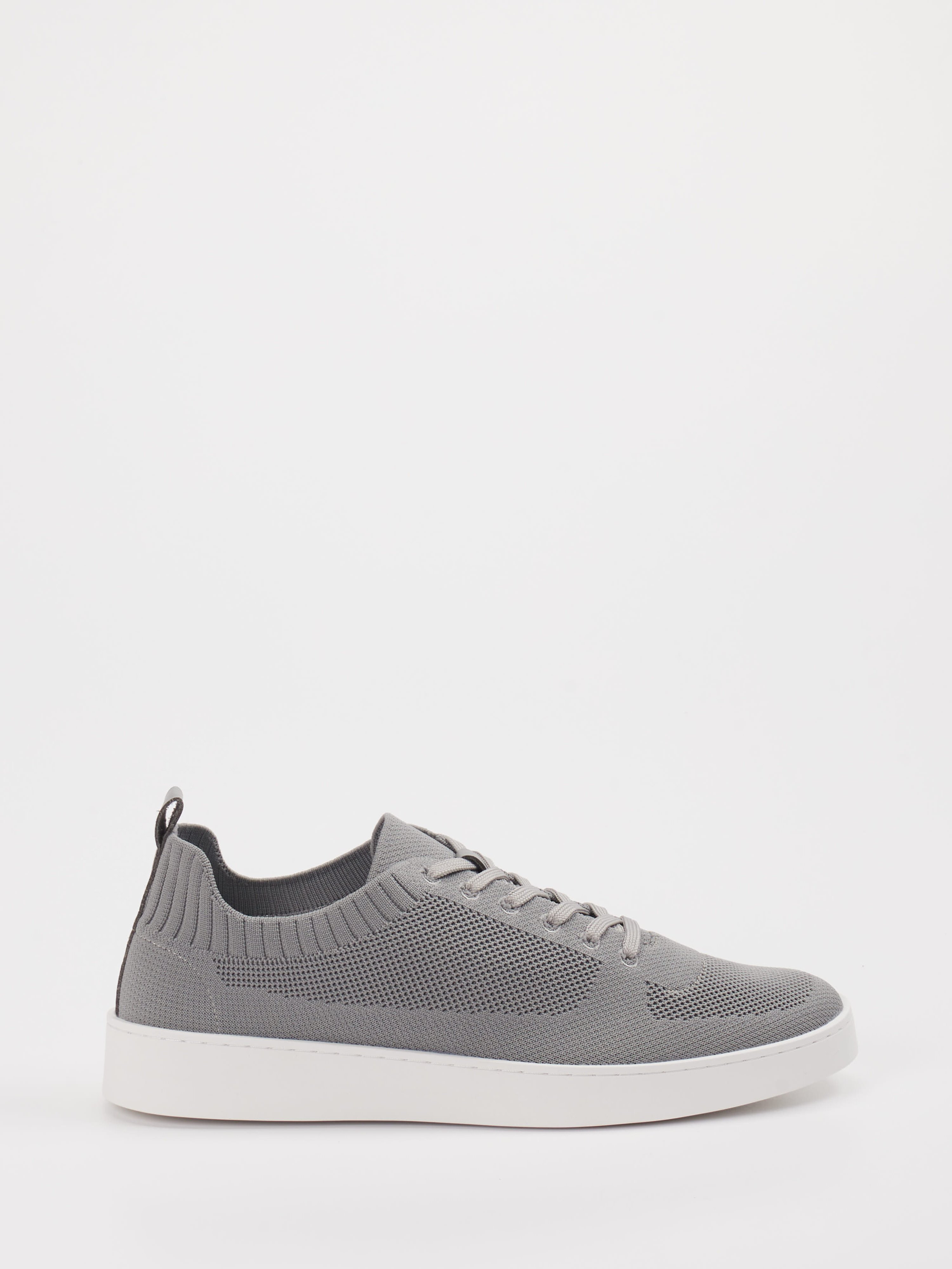 Sneaker grau 4661499005401