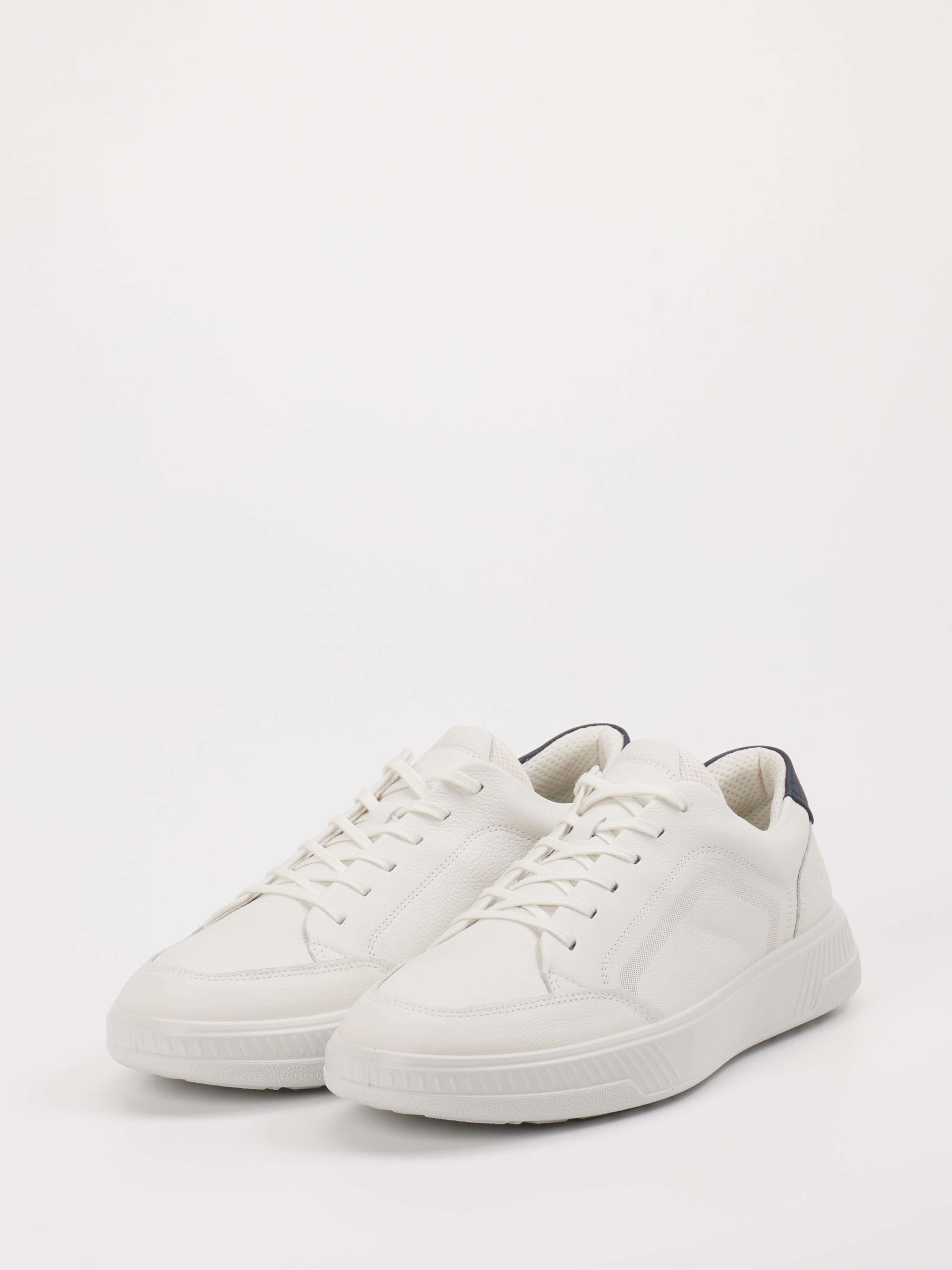 Sneaker weiß 4661799055202